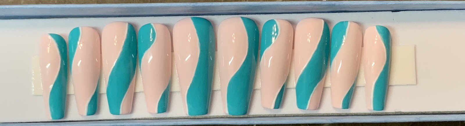 Custom Hand Made Medium Length Coffin Press On Nails Size Large 0,4,3,5,7