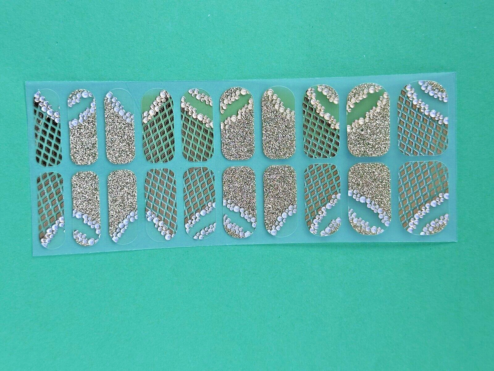 20 Strips In a Pack Instant Nail Wrap, Peel and Apply, Hottest design Brand New.