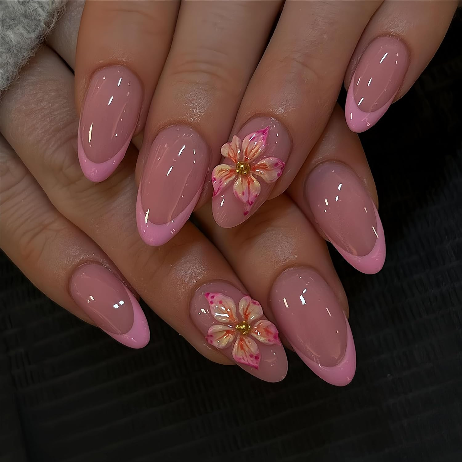 24Pcs French Tip Press on Nails Medium Almond Fake Nails with 3D Flower Gold Bea
