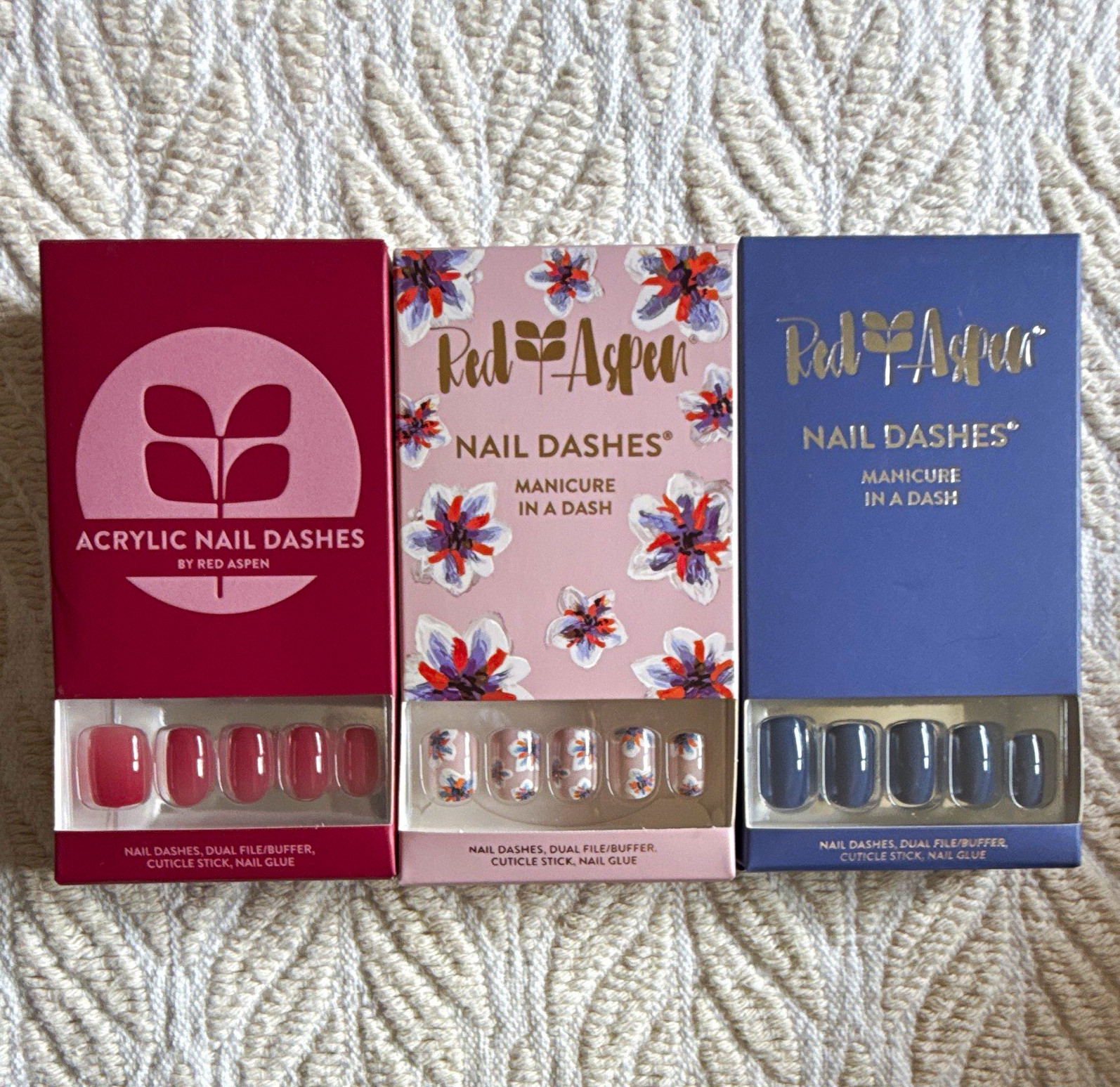 Red Aspen Nail Dashes Press-On Nails Lot of 3 Shiny Short Square Floral Glue