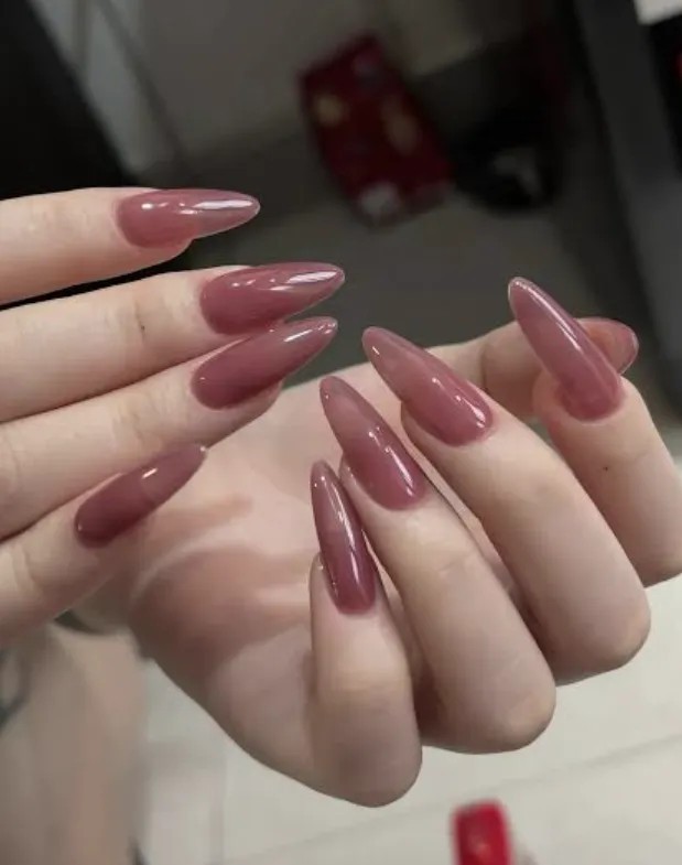 Long Almond Press-On Nails, Pink Shiny Full Cover, Suitable for Finger