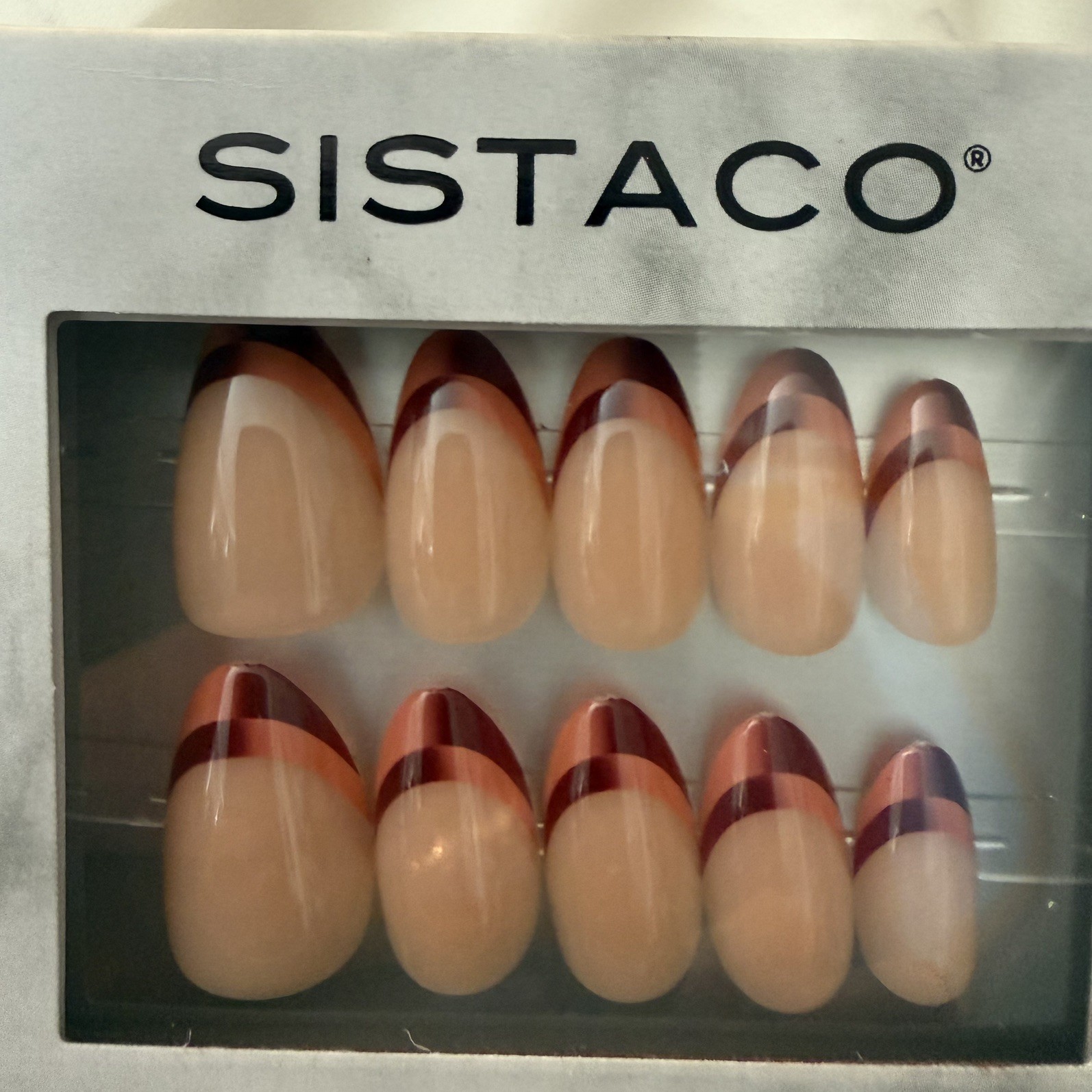 Sistaco Unreleased Sustainable Press On Nails Crimson Curve Almond Medium New