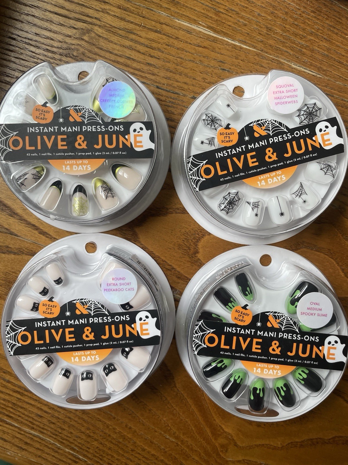 4 Sets of Olive & June Press On Mani Nails Assorted Design Halloween Spooky NEW