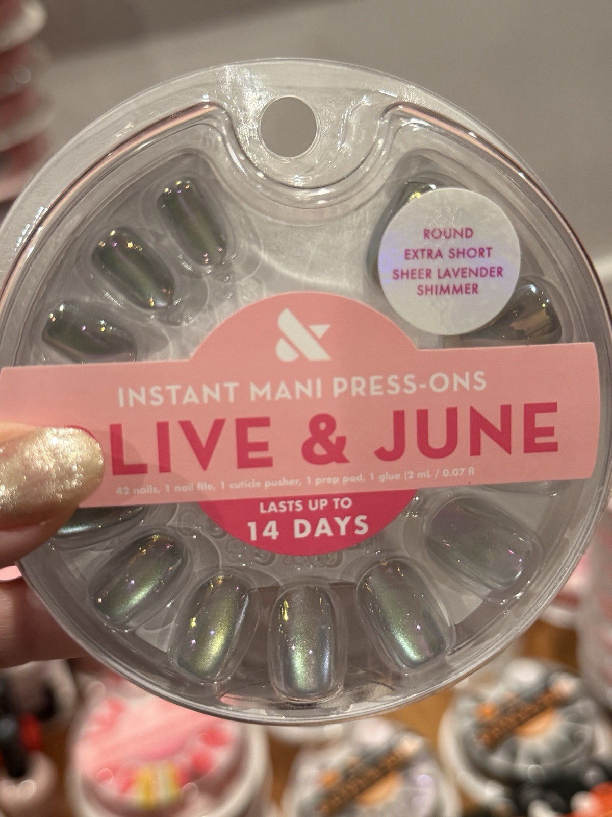 Olive & June Press-On Nails Round Extra Short Sheer Lavender Shimmer