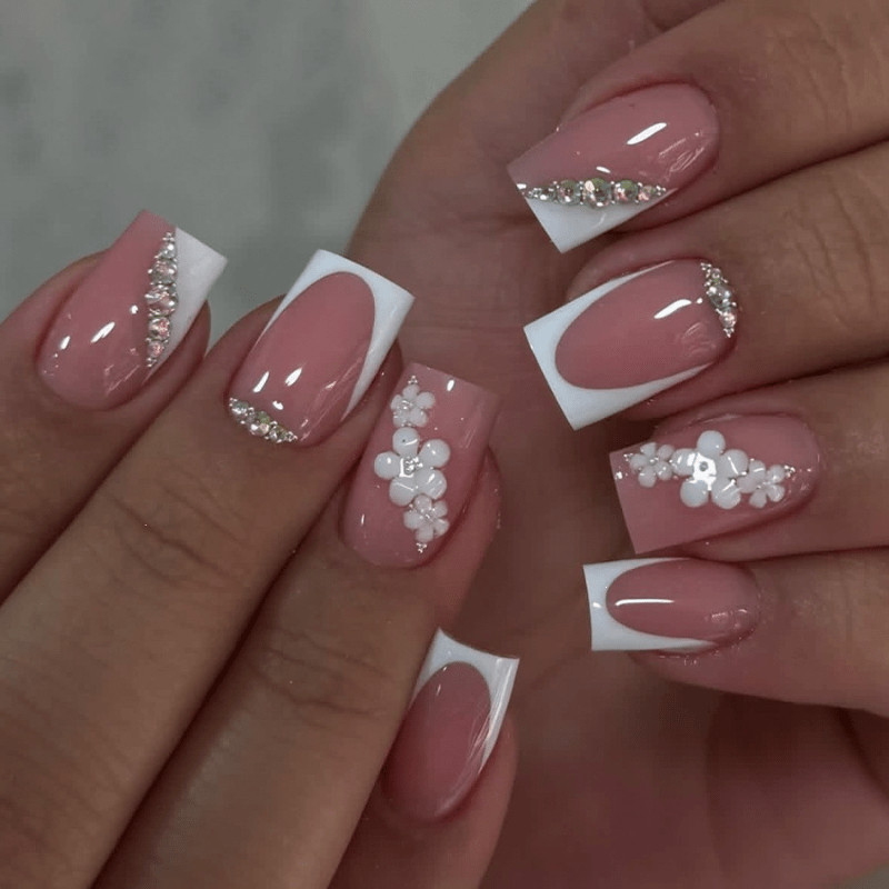 48pcs Short Square Press on Nails, White French 3D Flower Rhinestone Cute Nails