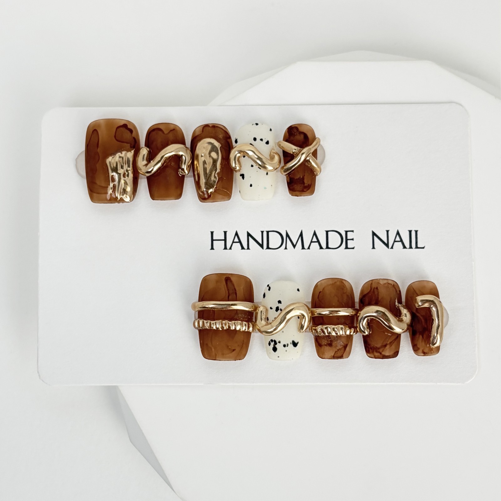 Vintage Metal Twist Brown Coffee Press-On Nails with Pearl Accent – Square Shape