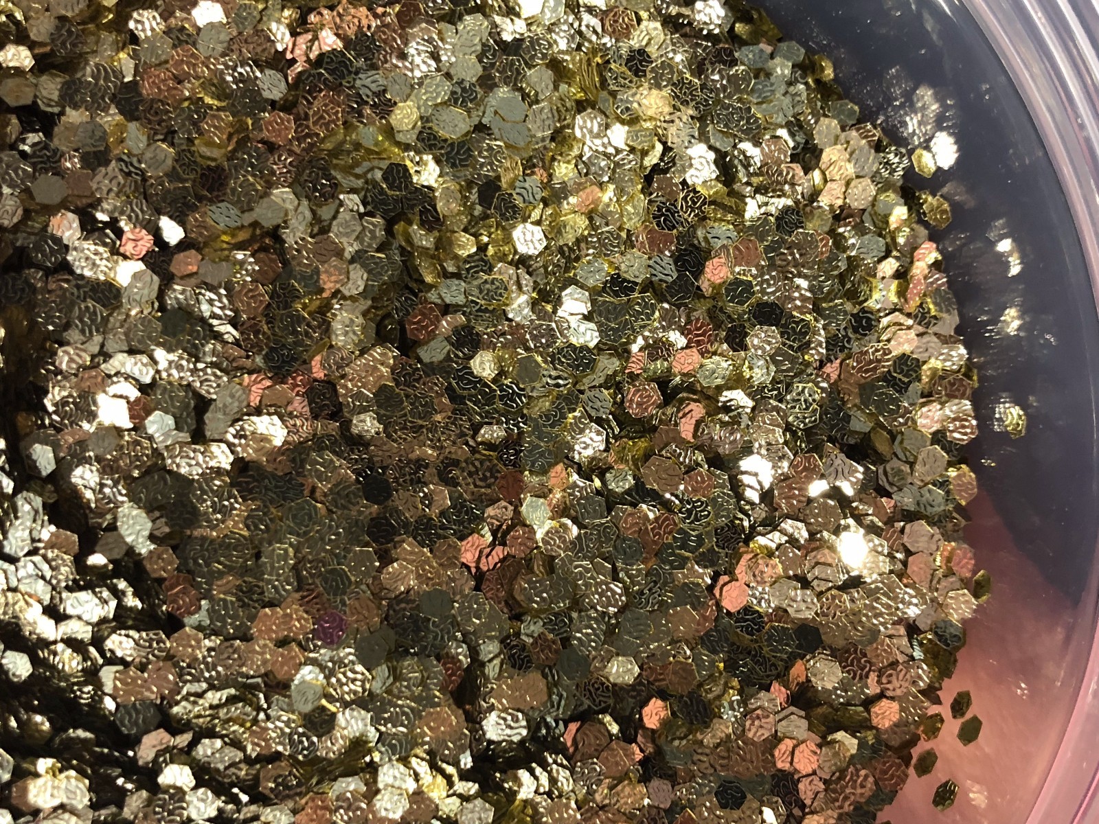 Printed metallic chunky hexagon nail art glitters gold color 2mm flower pendants