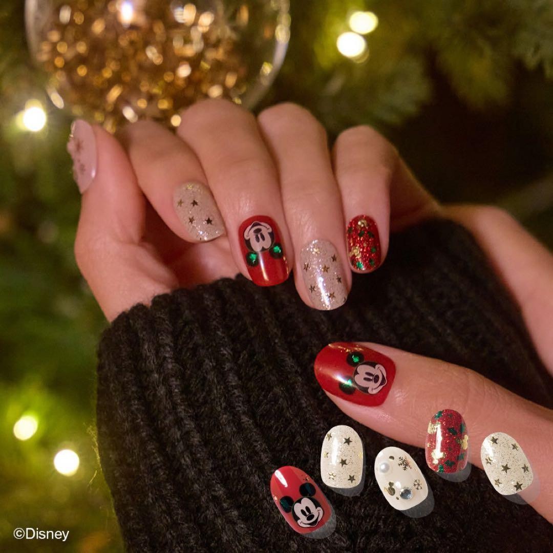 ohora x Disney Mickey Mouse Holiday Nail Sticker Set + Gel Lamp