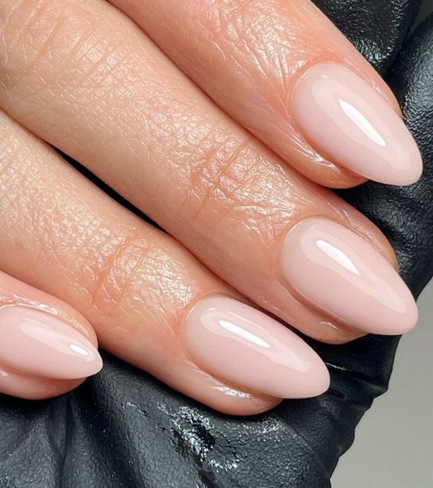 Artquee Press on Nails Short Soft Pink Almond 32 Count (Pack of 1),