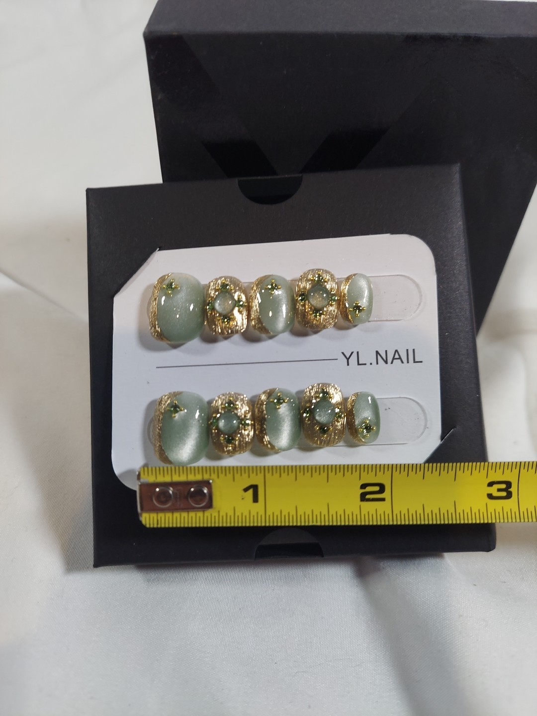 YL press On Nail Set Opal Green Very Fancy Size Small. Comes With Kit!
