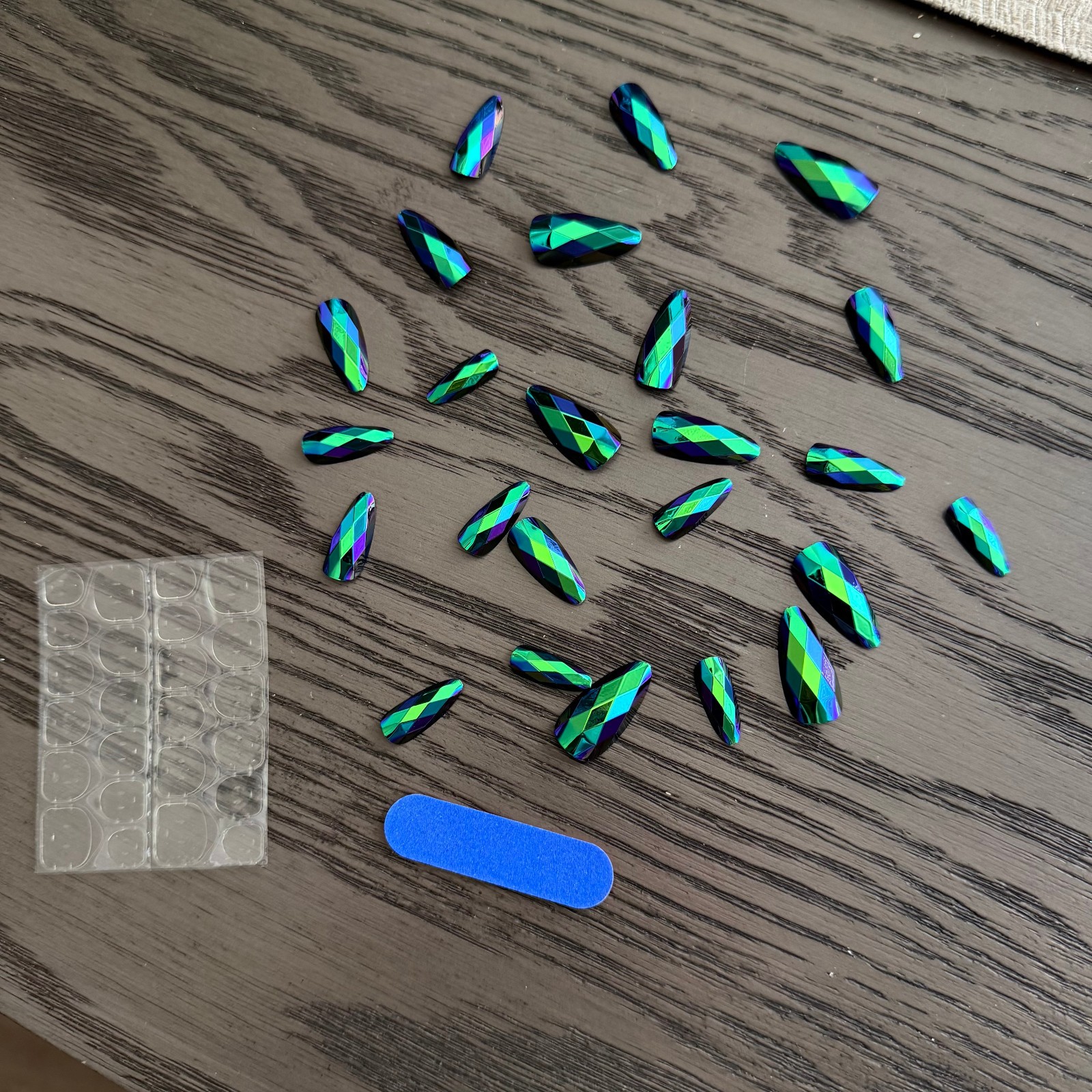 New! 24 3D Chrome Green & Purple Iridescent Long Length Almond Press on Nails