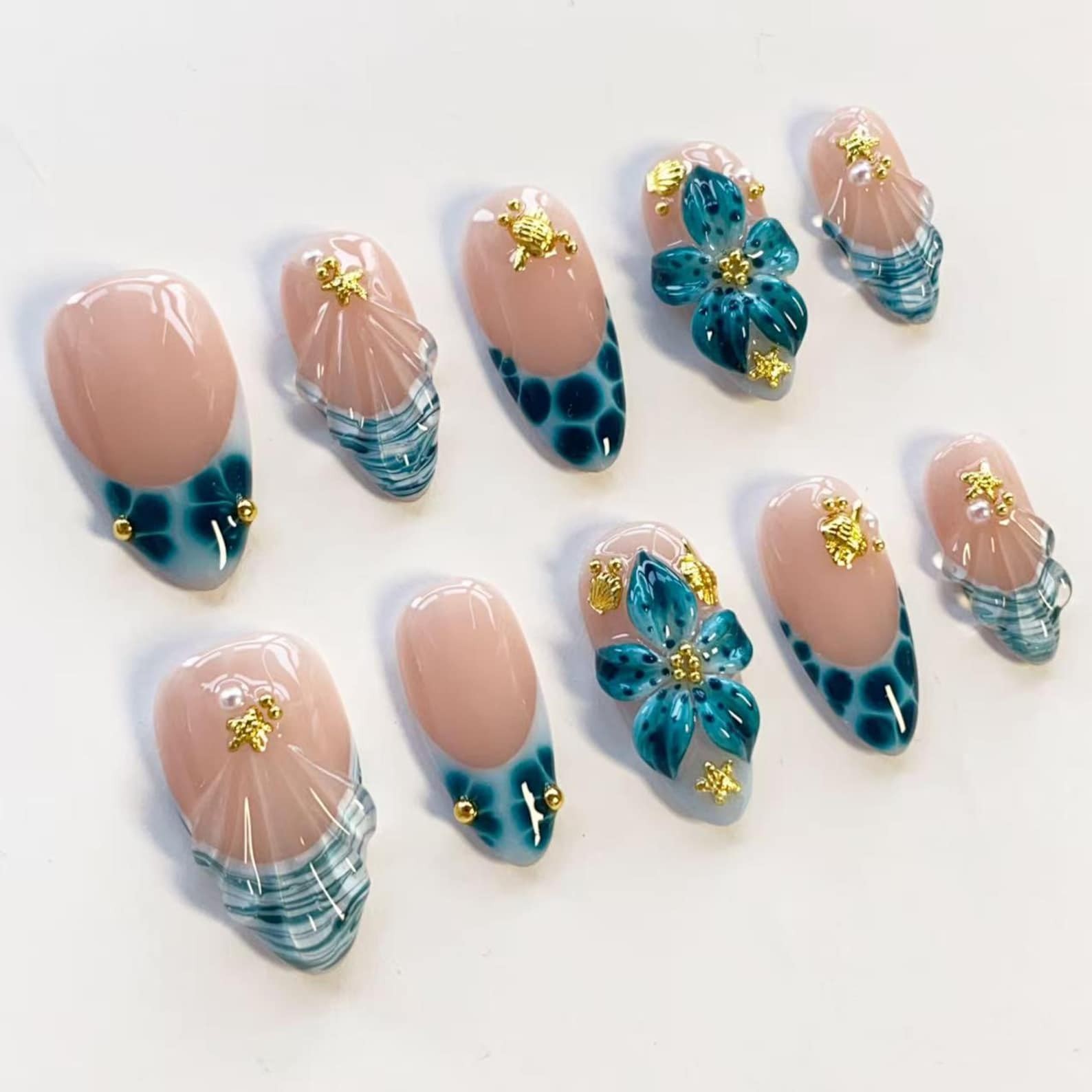 Handmade Ocean Wave 3D Flower Gold Starfish Turtle Pearl Almond Press on Nails