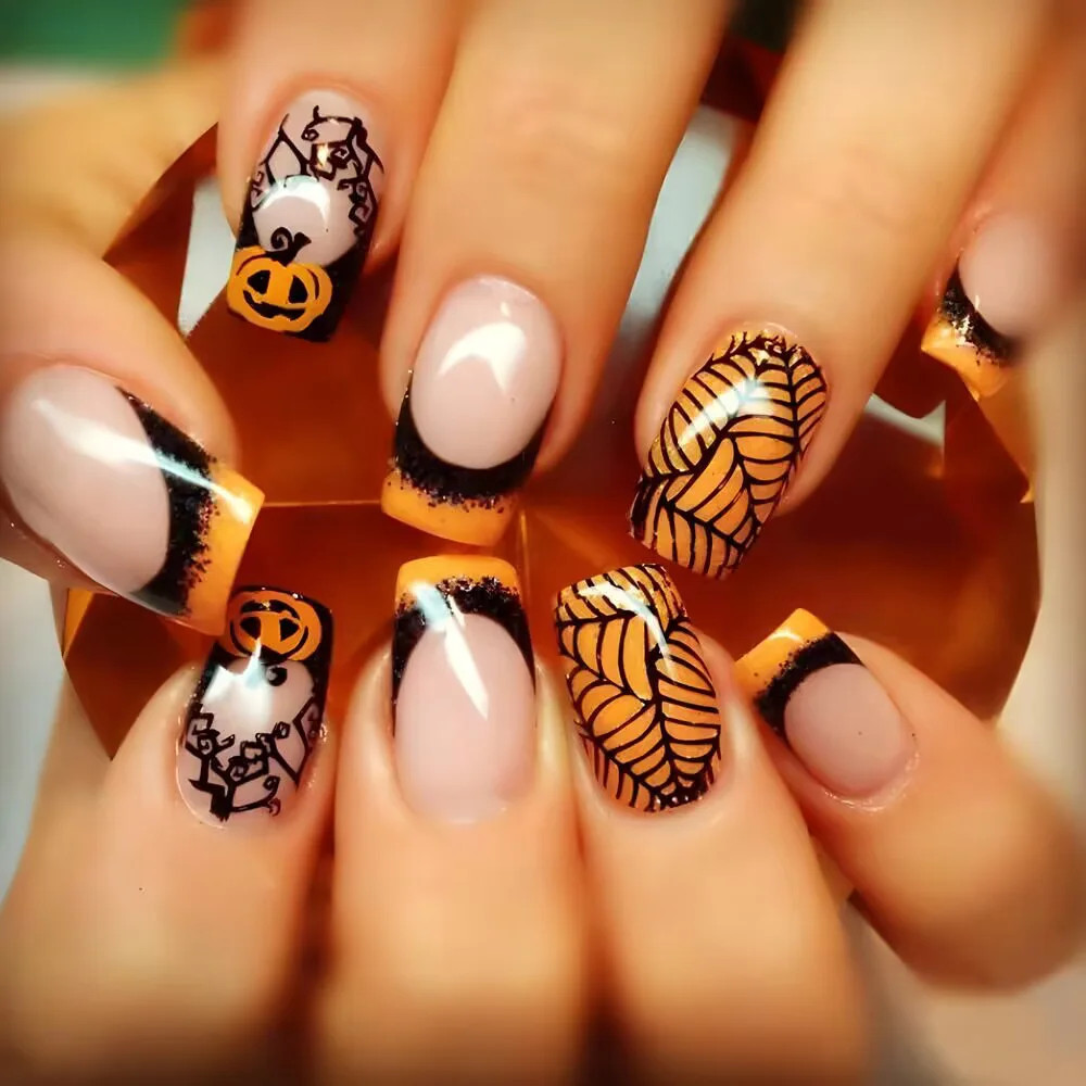 24pcs Halloween Spider Gothic Short Round Press On Nails