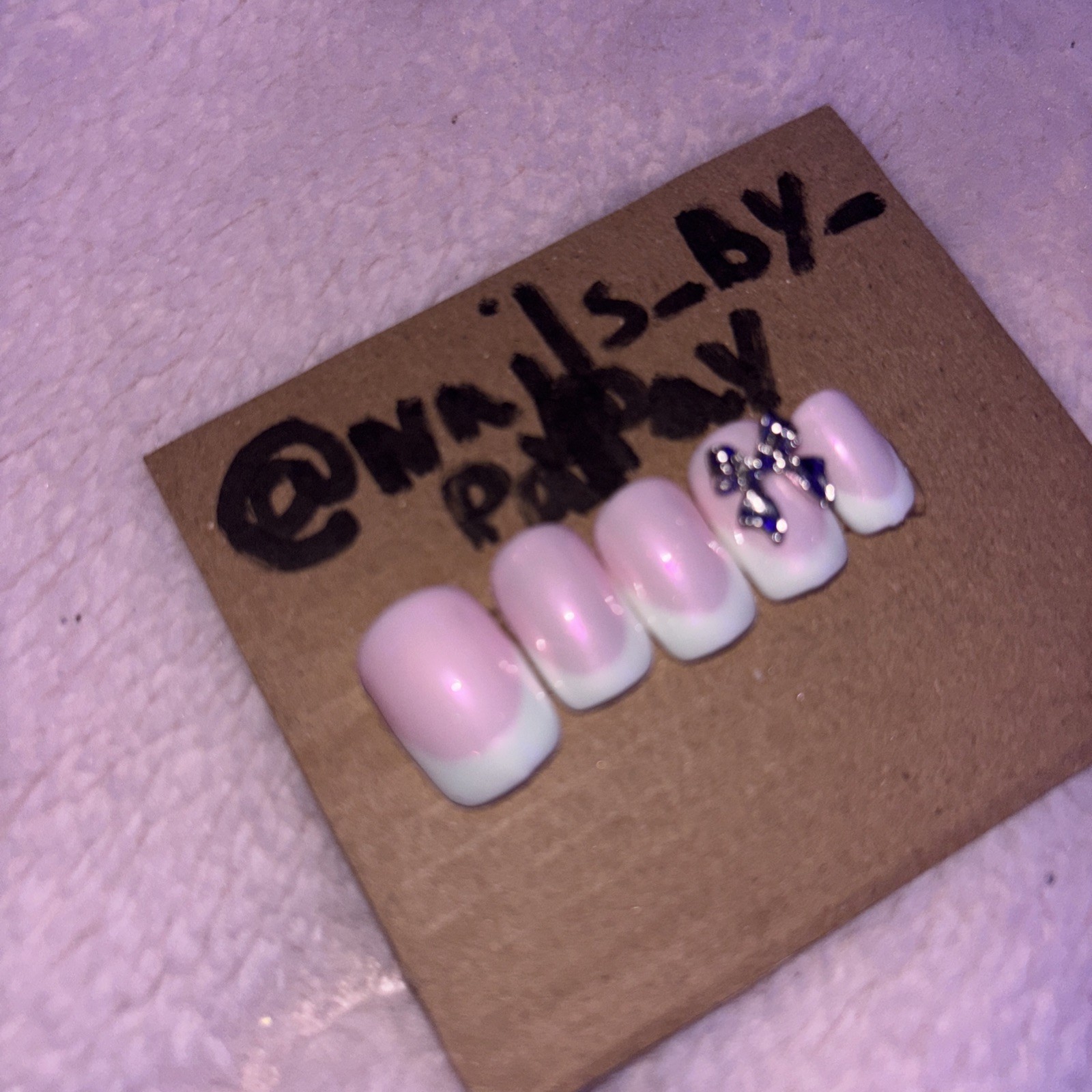 Hand Made Press One Nails Short Square Without Glue Pink Base Light Green Tips