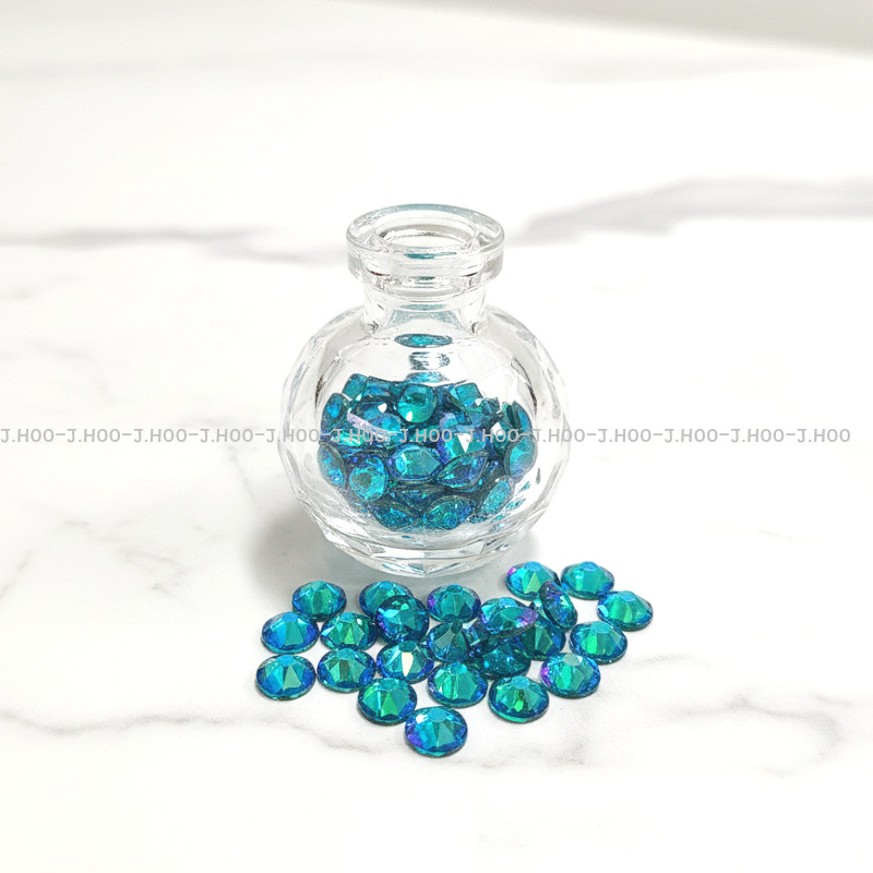 Swarovski 2088 – Flat Back-Blue Zircon Shimmer F