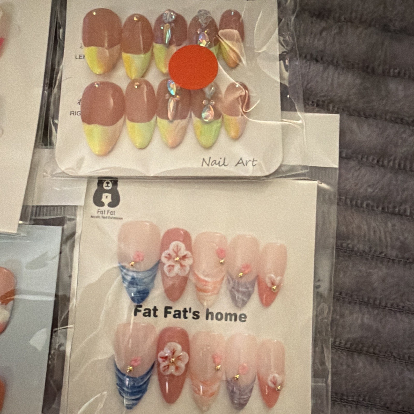 Mixed Brands Press-On Nails Long Almond 3D Shiny Floral Full Cover