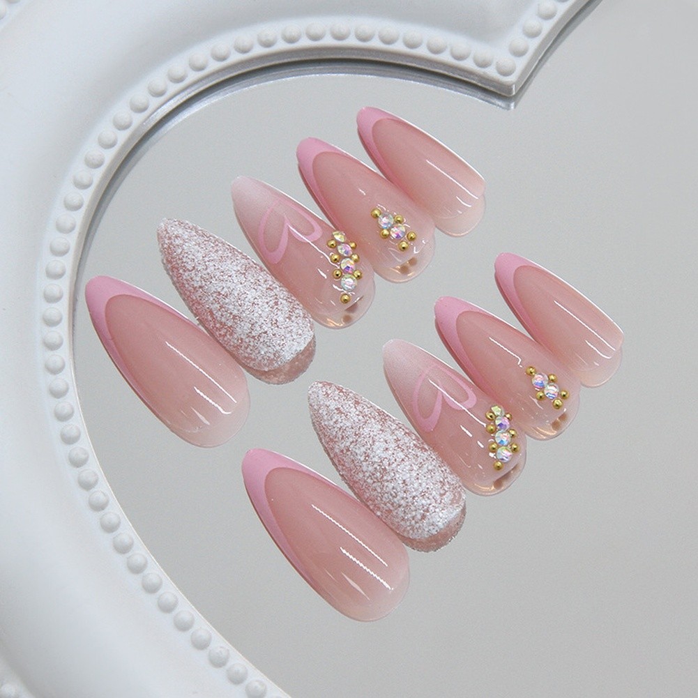 24PCS Almond For french Nails with Delicate Heart Design and For shimmer Finish