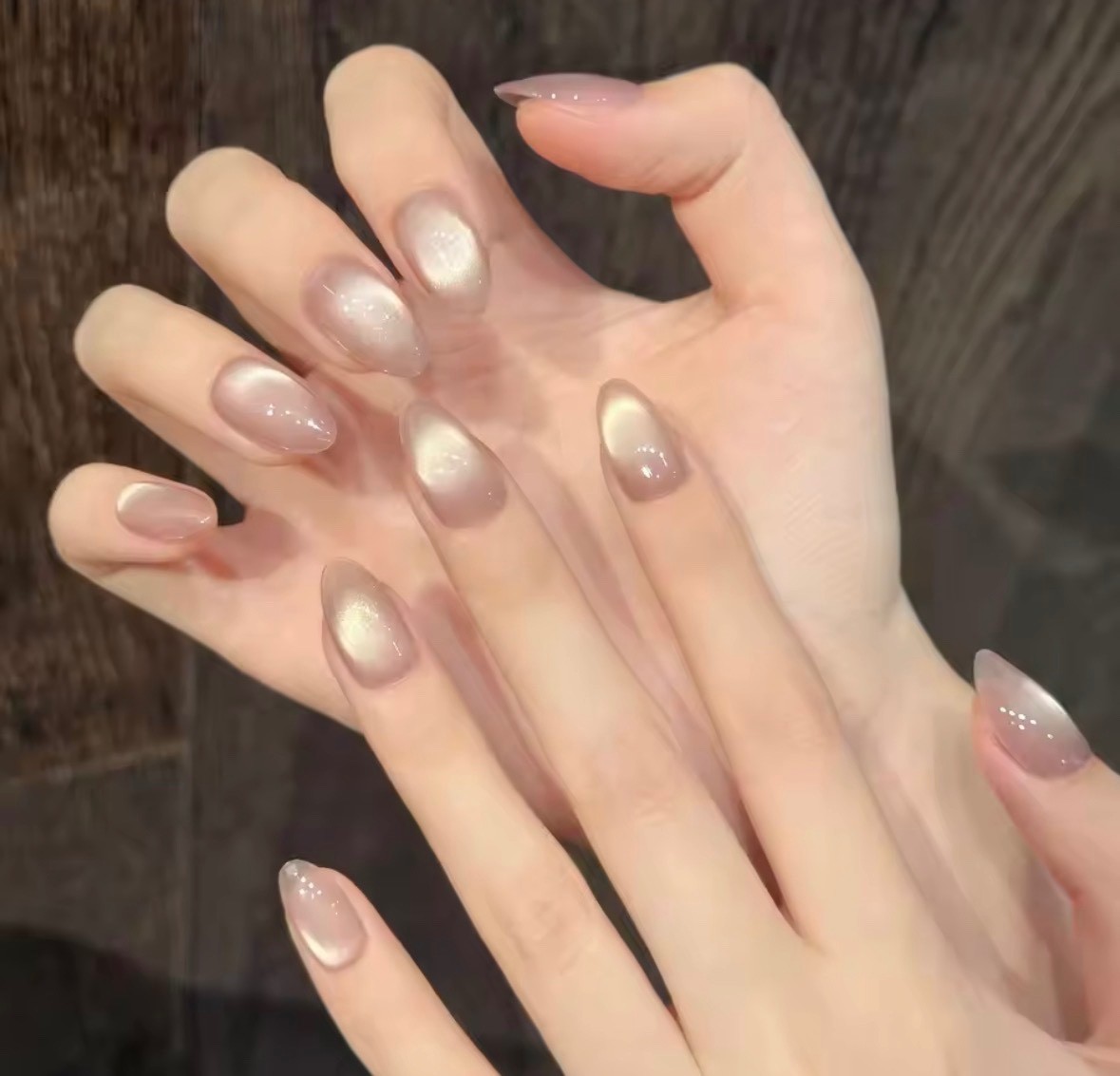 10PCS Nude Pink Cat Eye Press On Nails Short Almond Glossy Reusable Fake Nails
