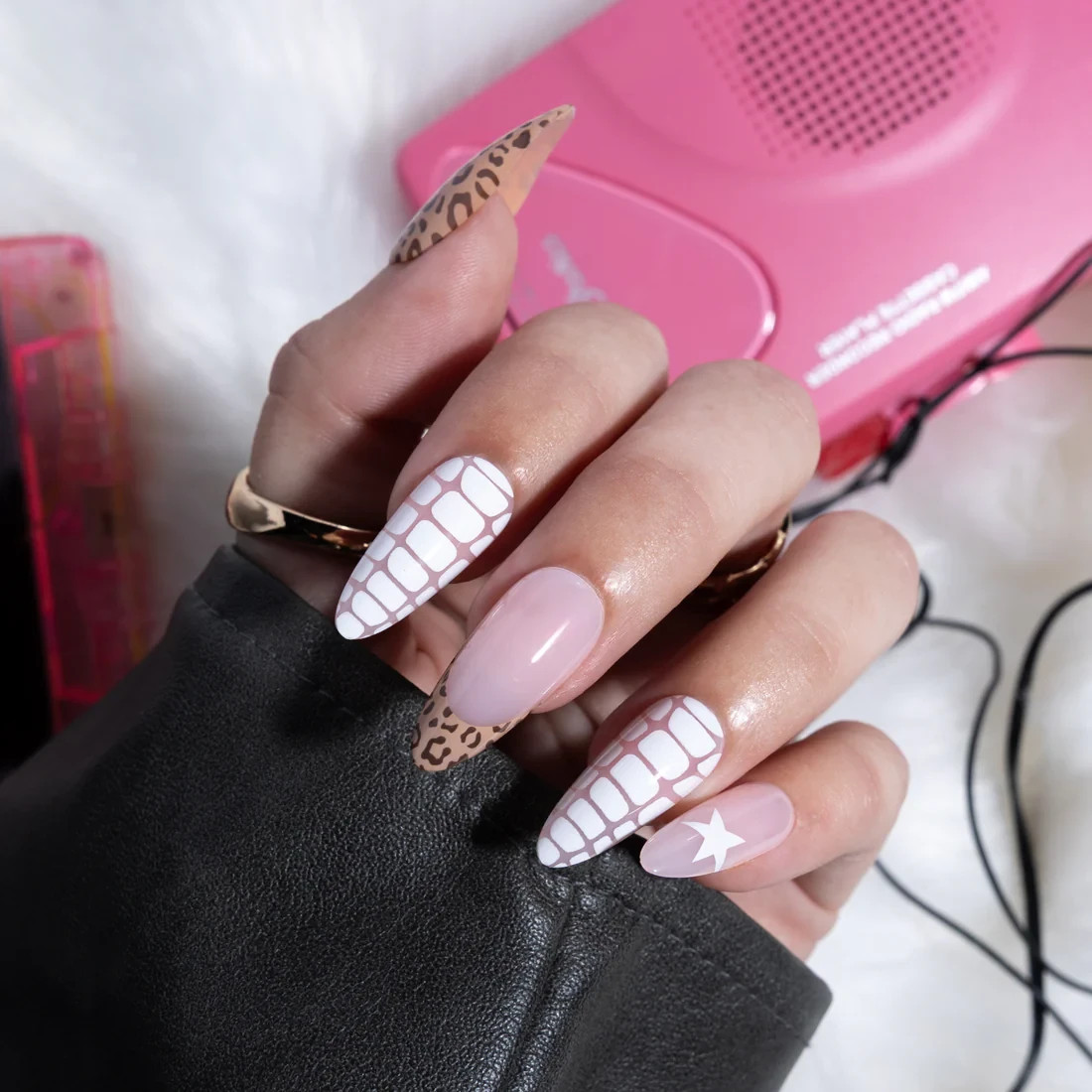 Red Aspen Press On Nails- Roxy’s Rebel Remix-Long Stiletto-Leopard