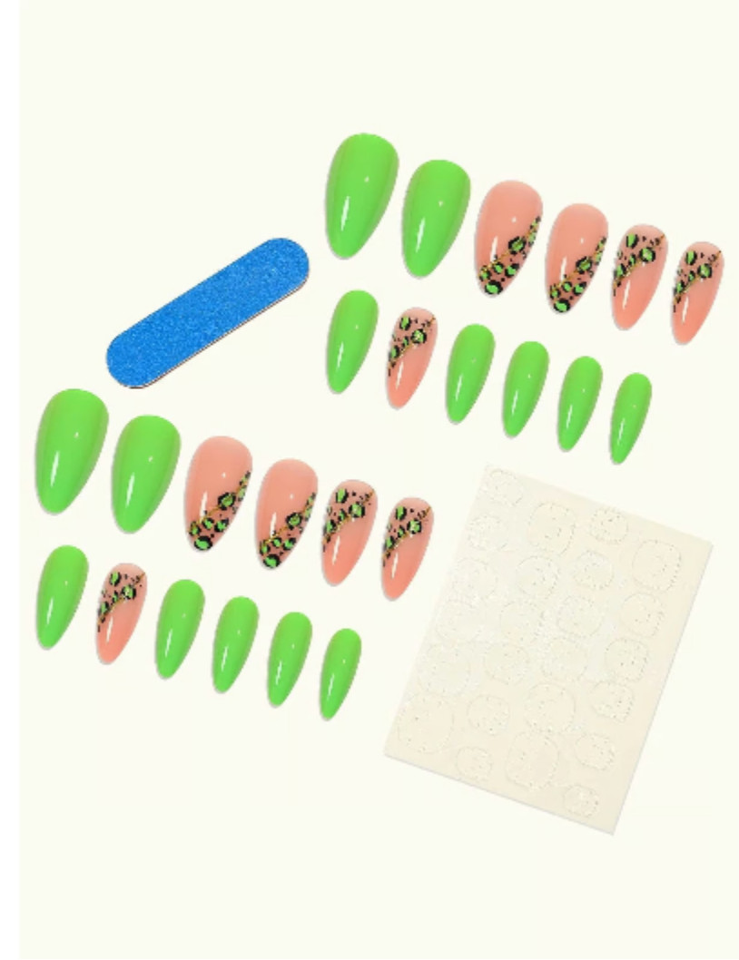 Green Leopard Print Gold Sparkle Press On Nails 80s 90s Spring Summer fashion