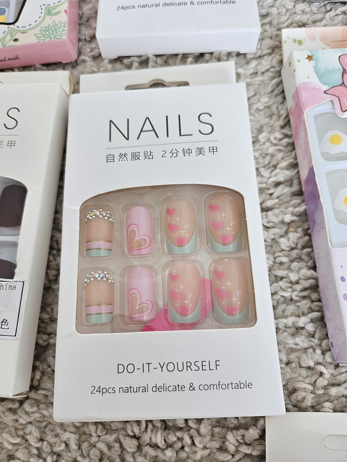 Lot Of 22 False Nail Sets (21 hands, 1 toes)