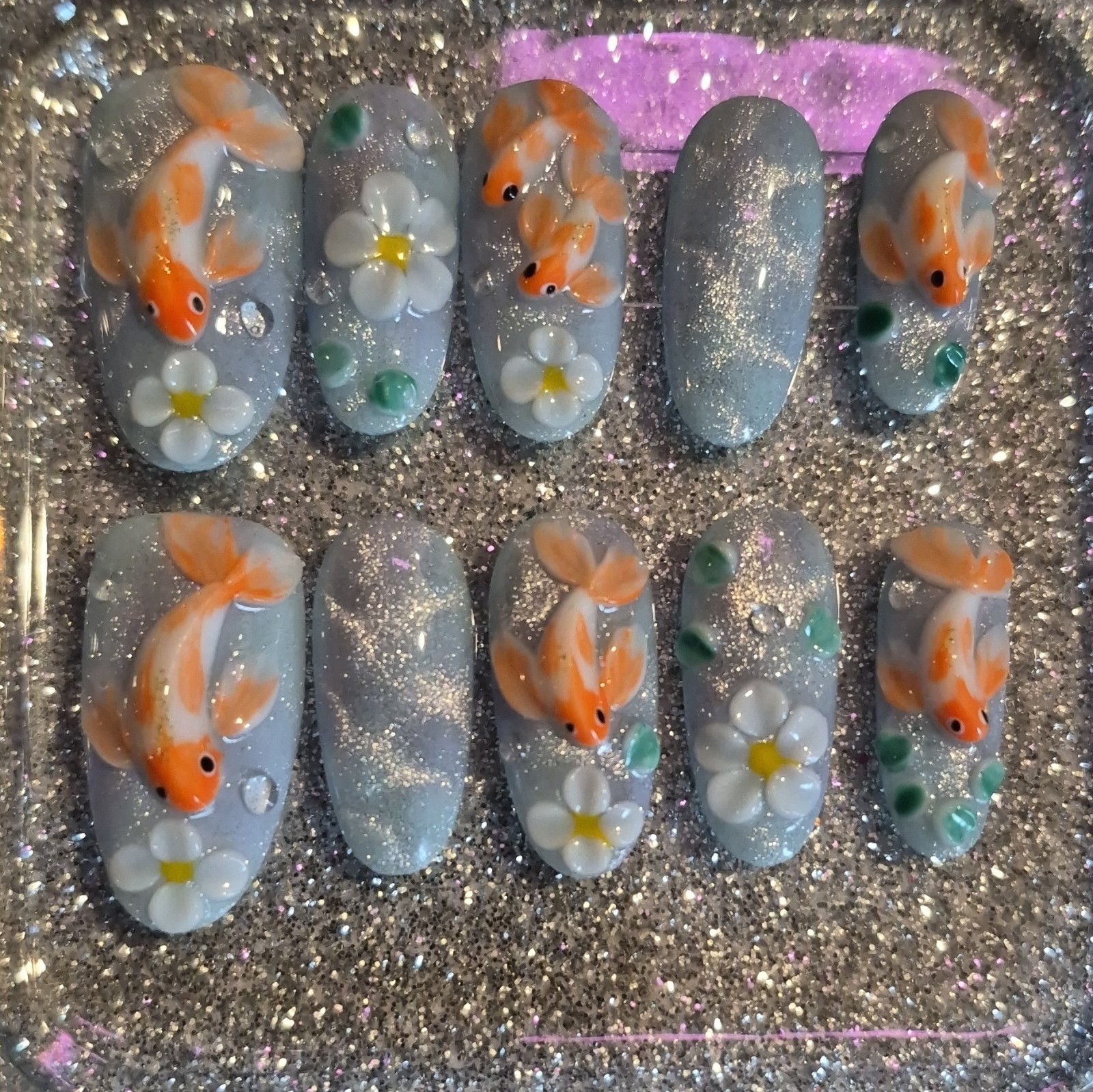 3D Medium size Shiny Goldfish Flower Press-On Nails Set, Blue Orange Acrylic