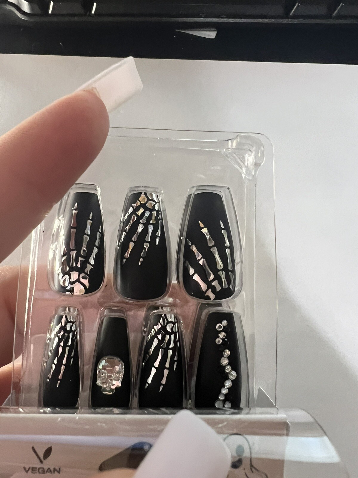24pc Claire’s Fake False Press On Nails Glue On Vegan Black Skeleton Coffin
