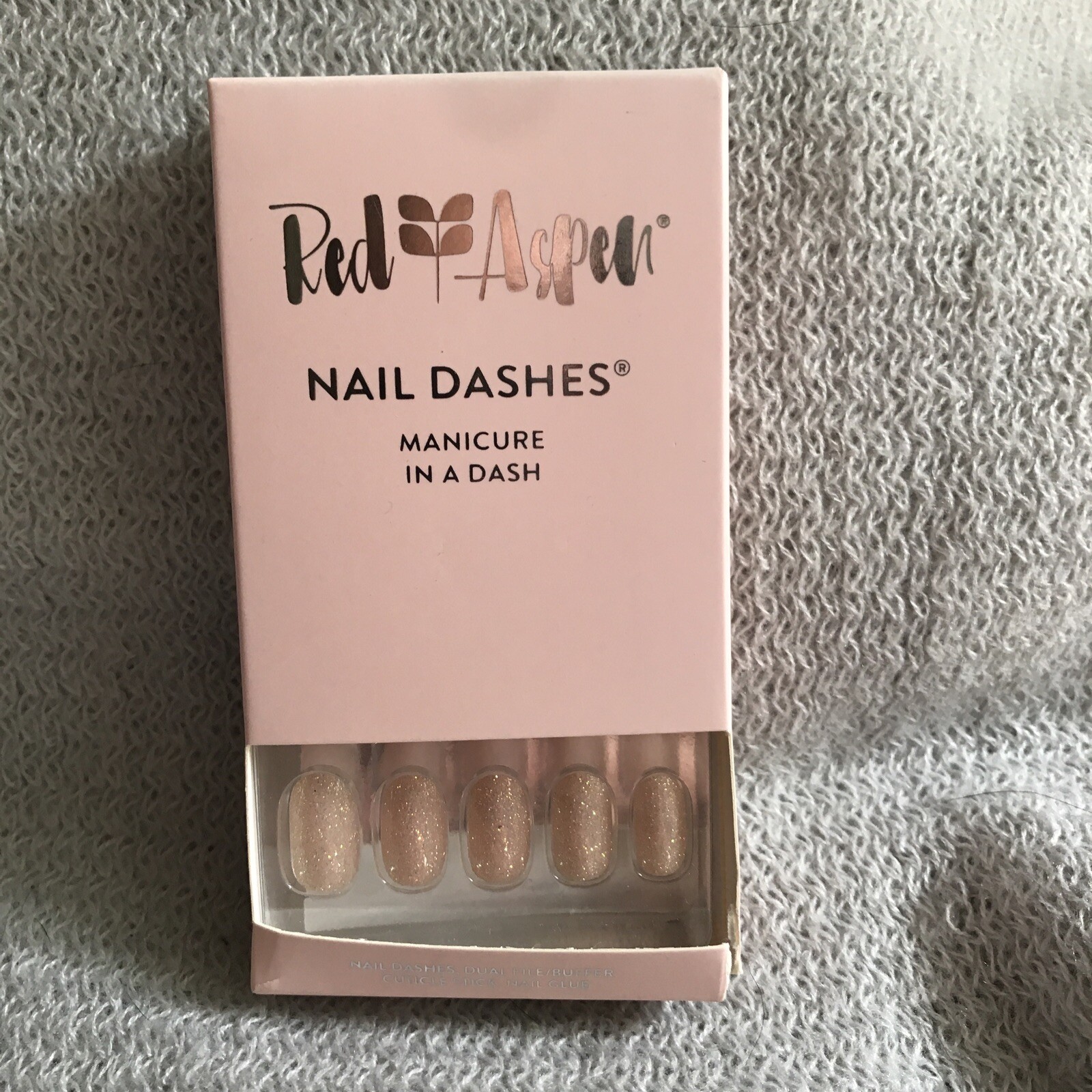 Champagne Shimmer, Medium, Round, Summer, Vacation, Beach Press On Nails