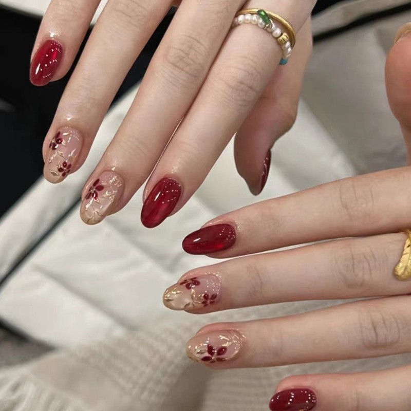 Wine Red Cats Eye Press on Nail Shimmers Coating False Nail Ideal for Parties