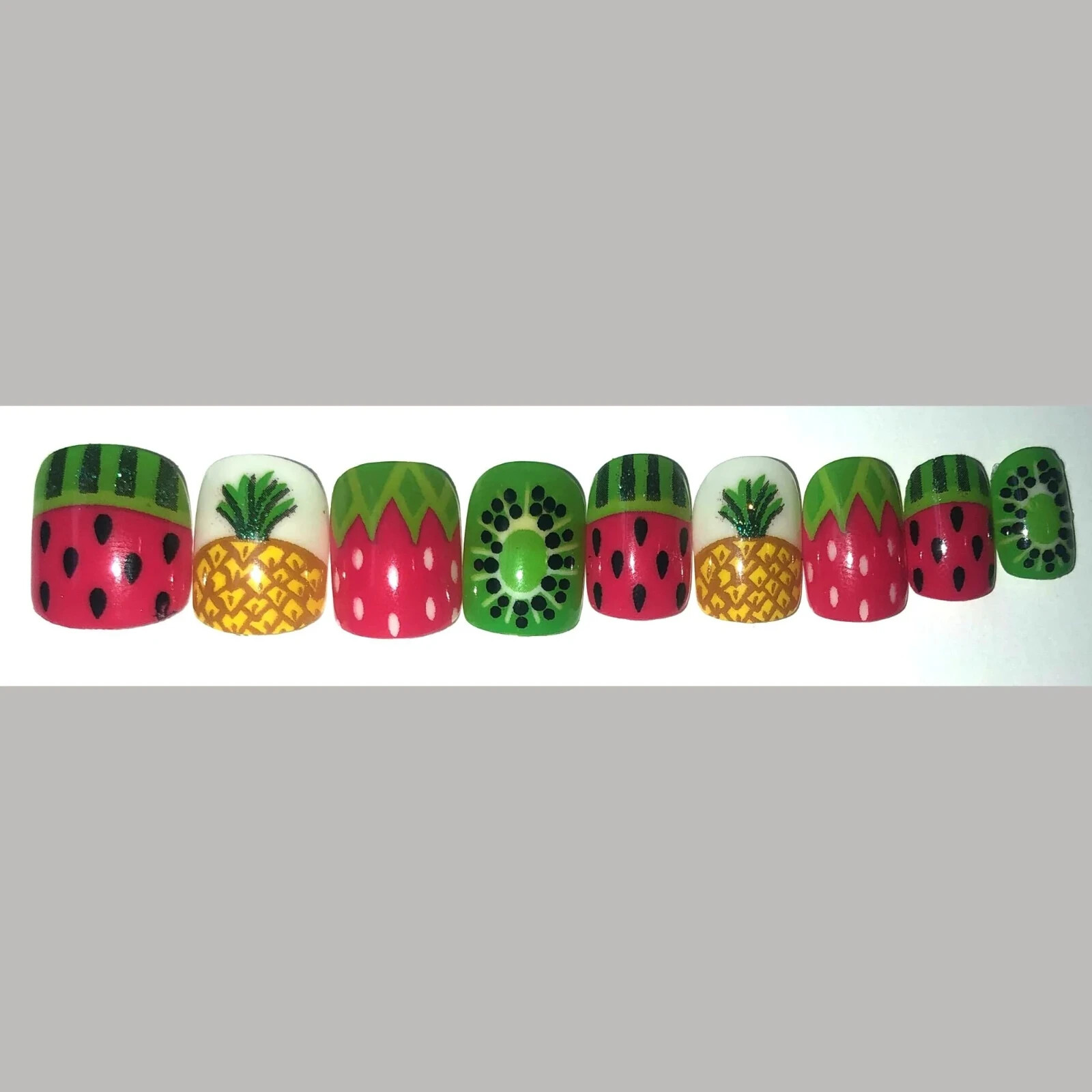 Summer Fruits Press-On Nail Set – Short Round (Size 0-8)