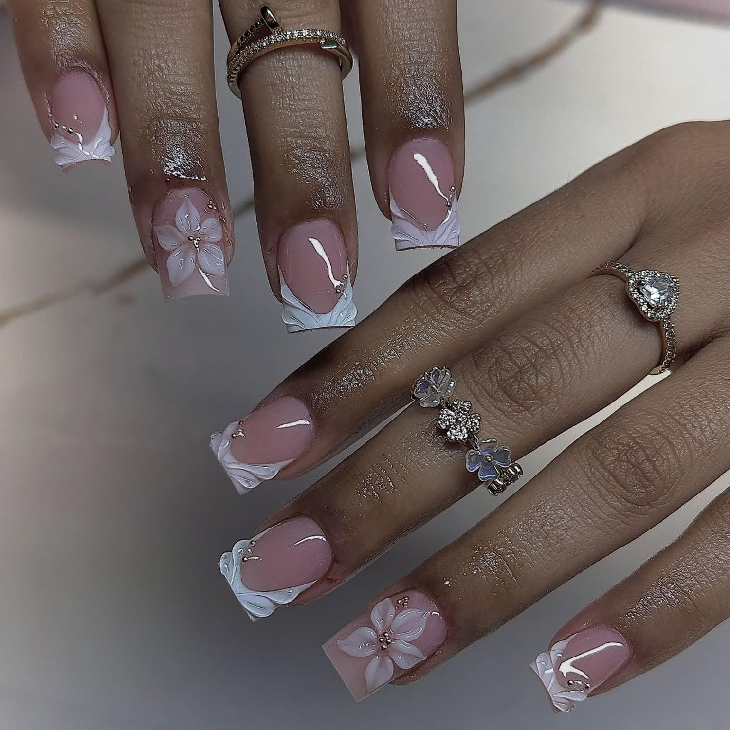 30Pcs Summer Press on Nails Medium Almond French Tip Fake Nails 3D Gold Shell Rh