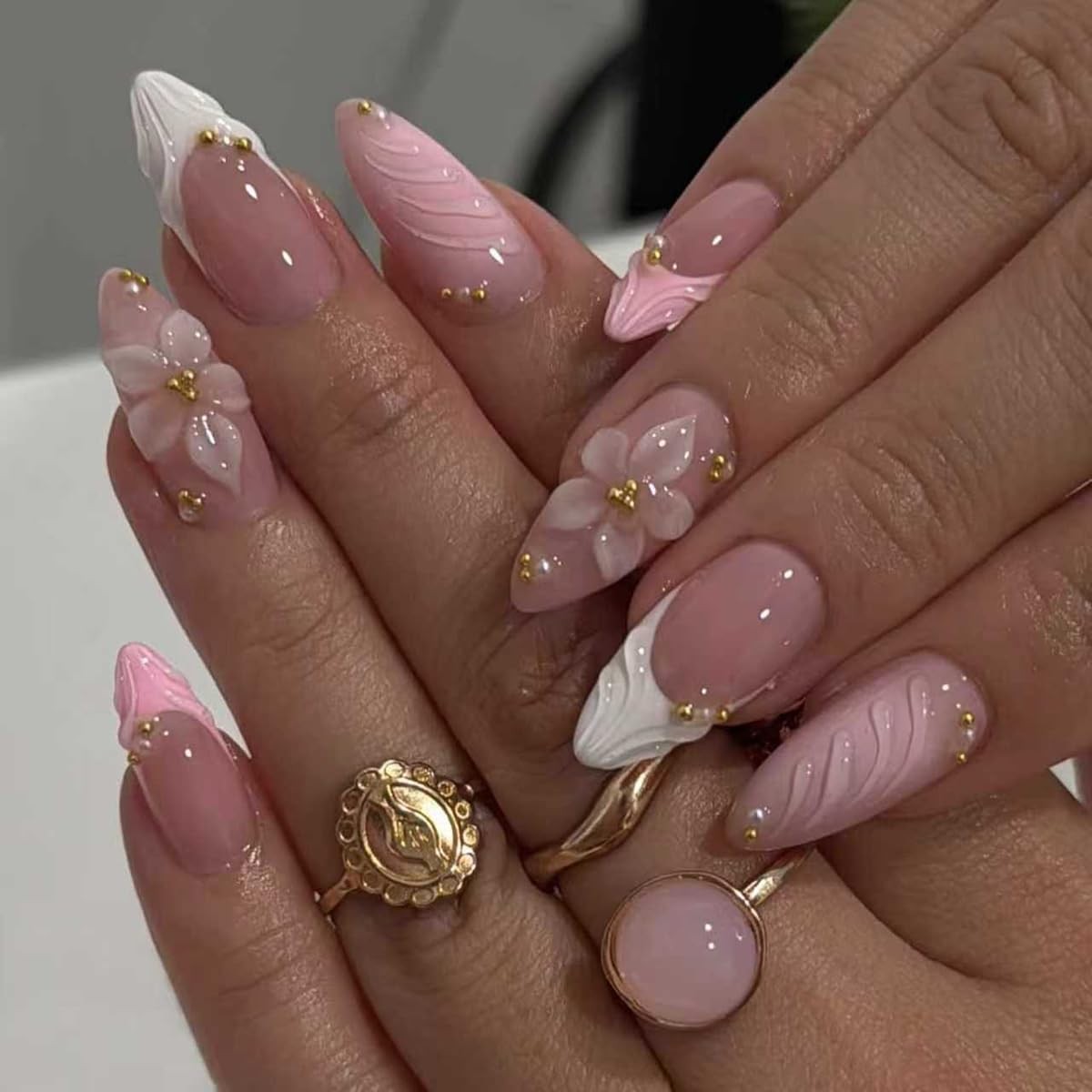 24Pcs 3D Flower Press on Nails Short Almond Fake Nails Press on Pink White Fr…