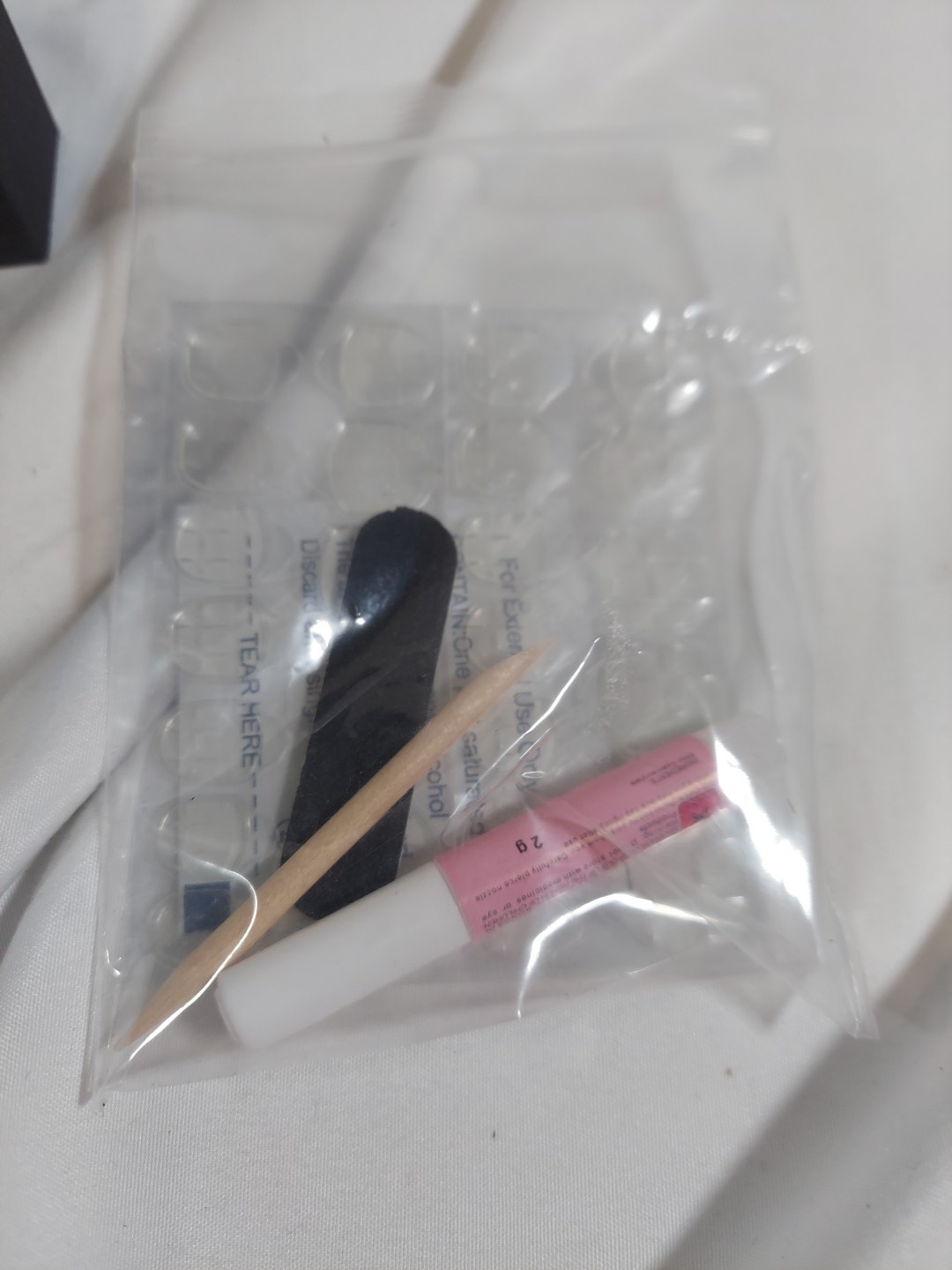 YL press On Nail Set Opal Green Very Fancy Size Small. Comes With Kit!