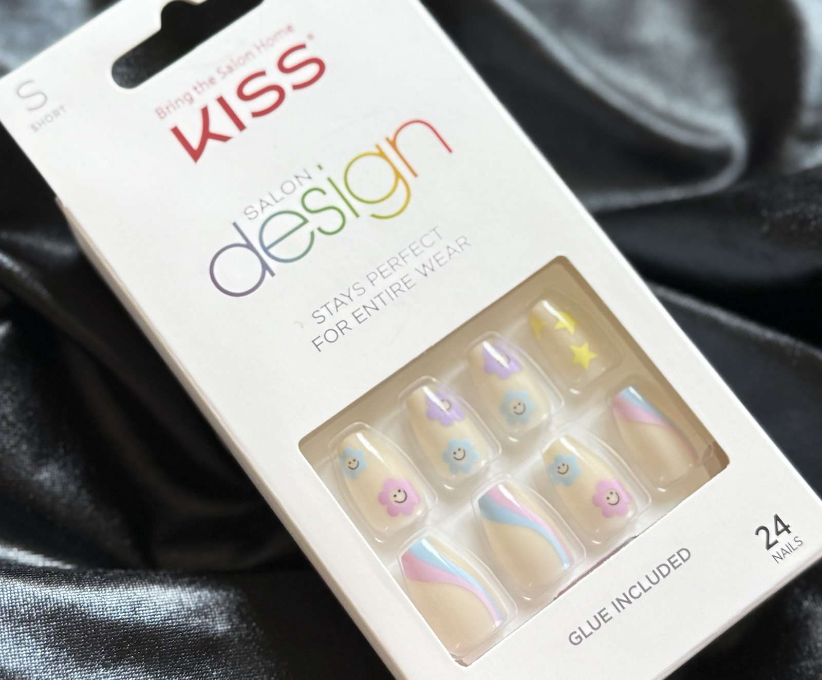 Kiss Press On Nails, Salon Design in Smiley Faces~Includes Free Gifts💝