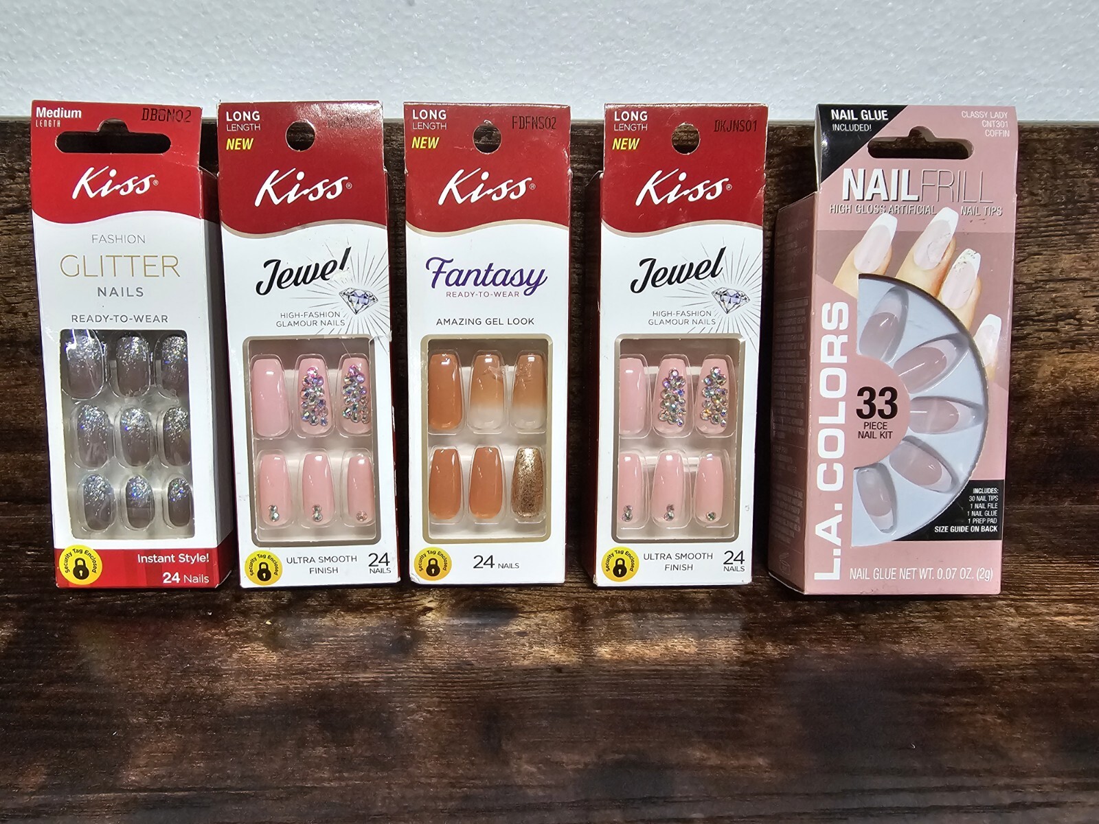 Kiss JEWEL 24 Glue-On Artificial Nails Lot Of 4 See Pics Plus La Colors Nail Fr