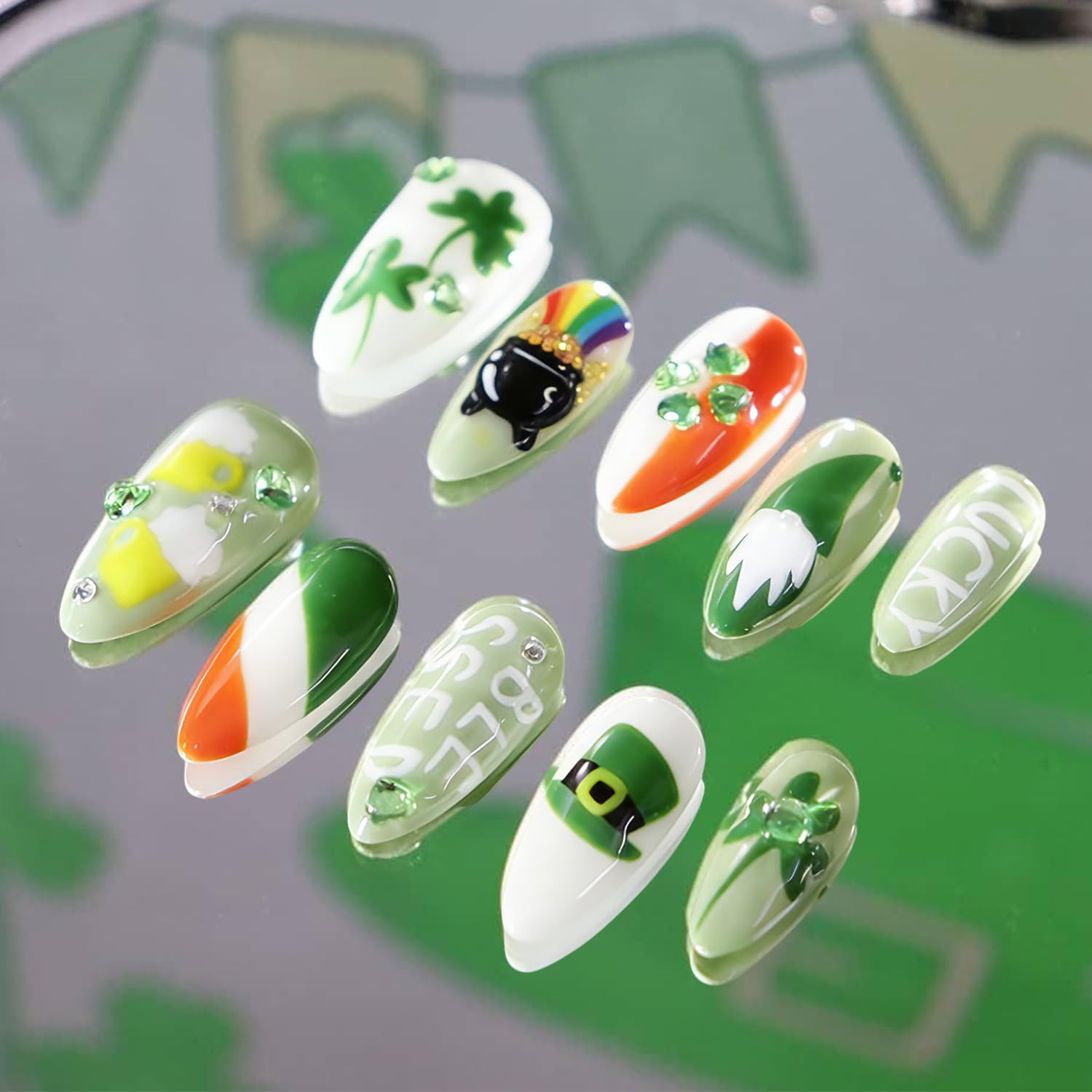 24Pcs St. Patrick’S Day Press on Nails Medium Almond Fake Nails with Shamrocks R