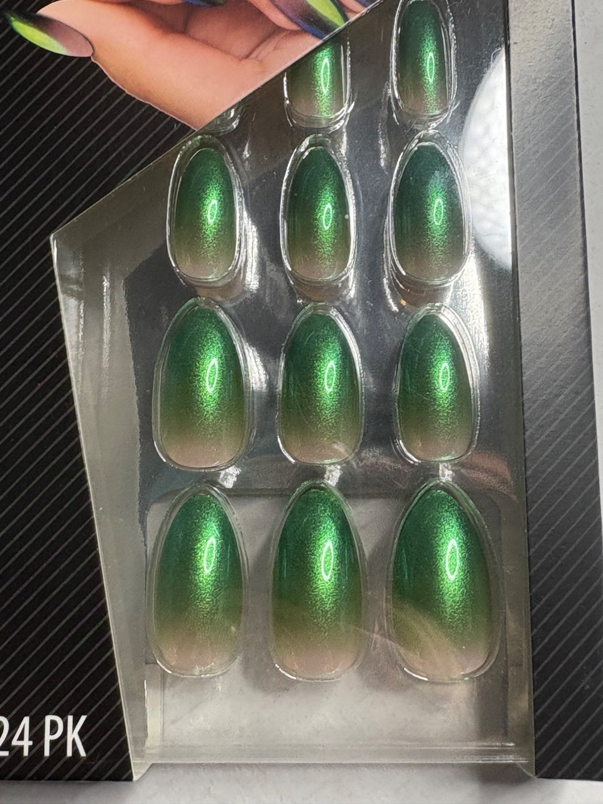 Wicked Ombre Green Press On Nails 24 Count No Glue Adult Set Halloween Witch