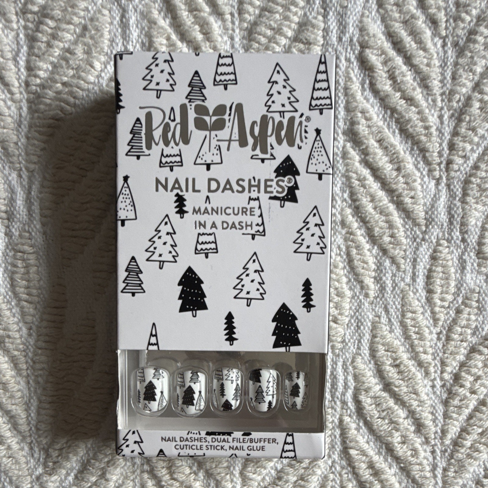 Red Aspen Nail Dashes Press-On Nails Lot 3 Pink, Glitter, Trees Acrylic Oval M