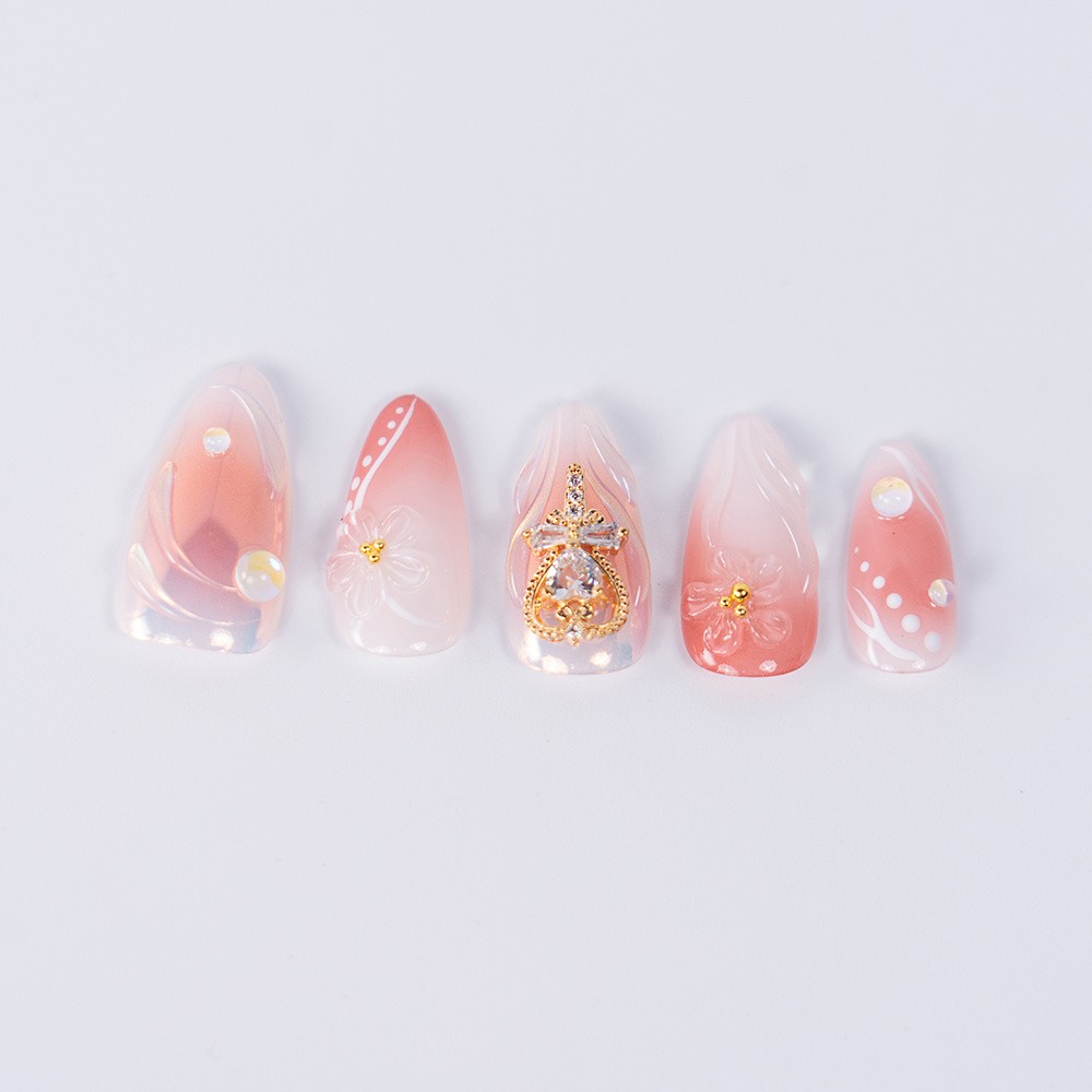 10pcs Peach Gradient Almond Nails 3D Diamond Heart Pearl Luxury Wedding