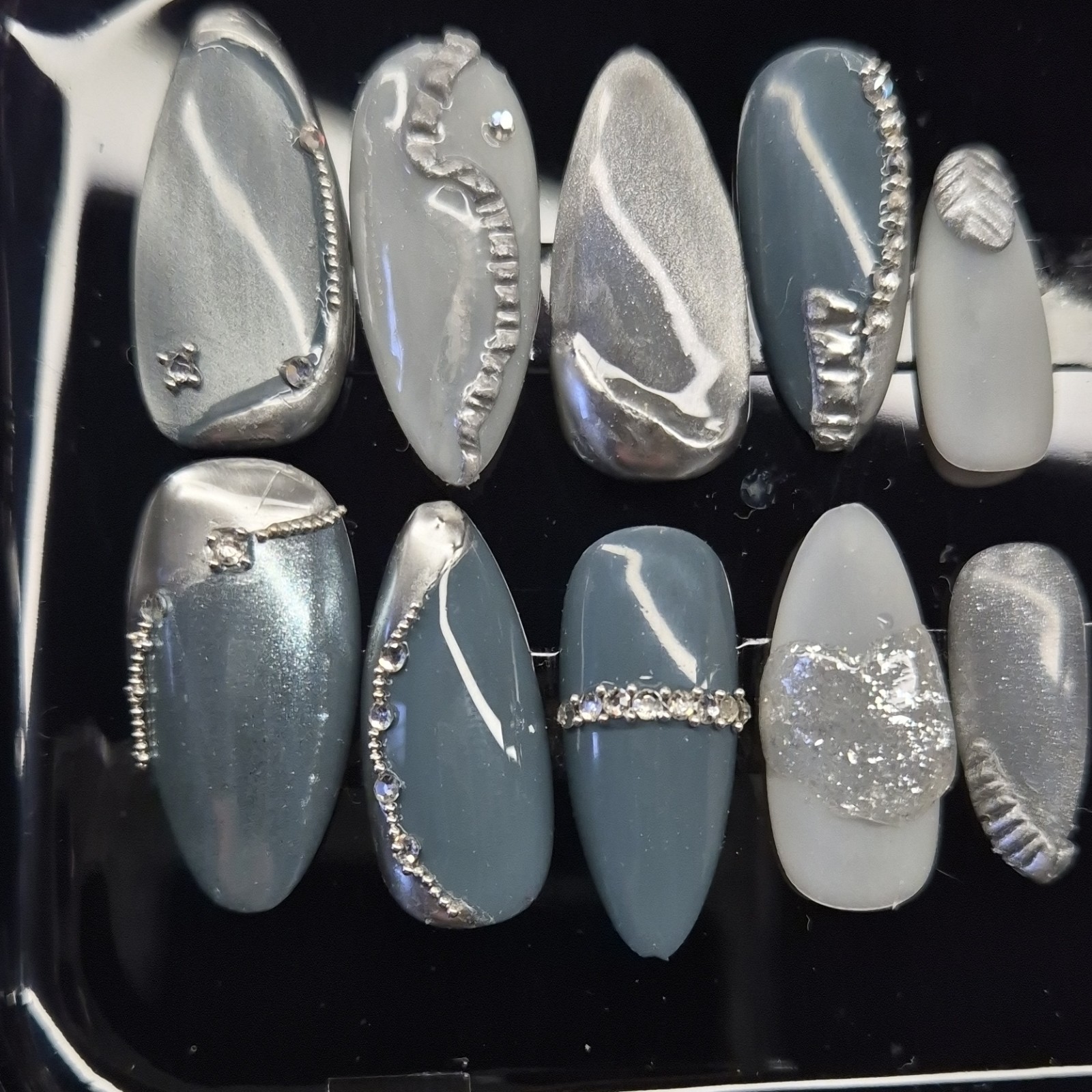 Nikki N Her Nails Silver Gray White 3D Glitter Almond Press-On Nails Pre-Design…