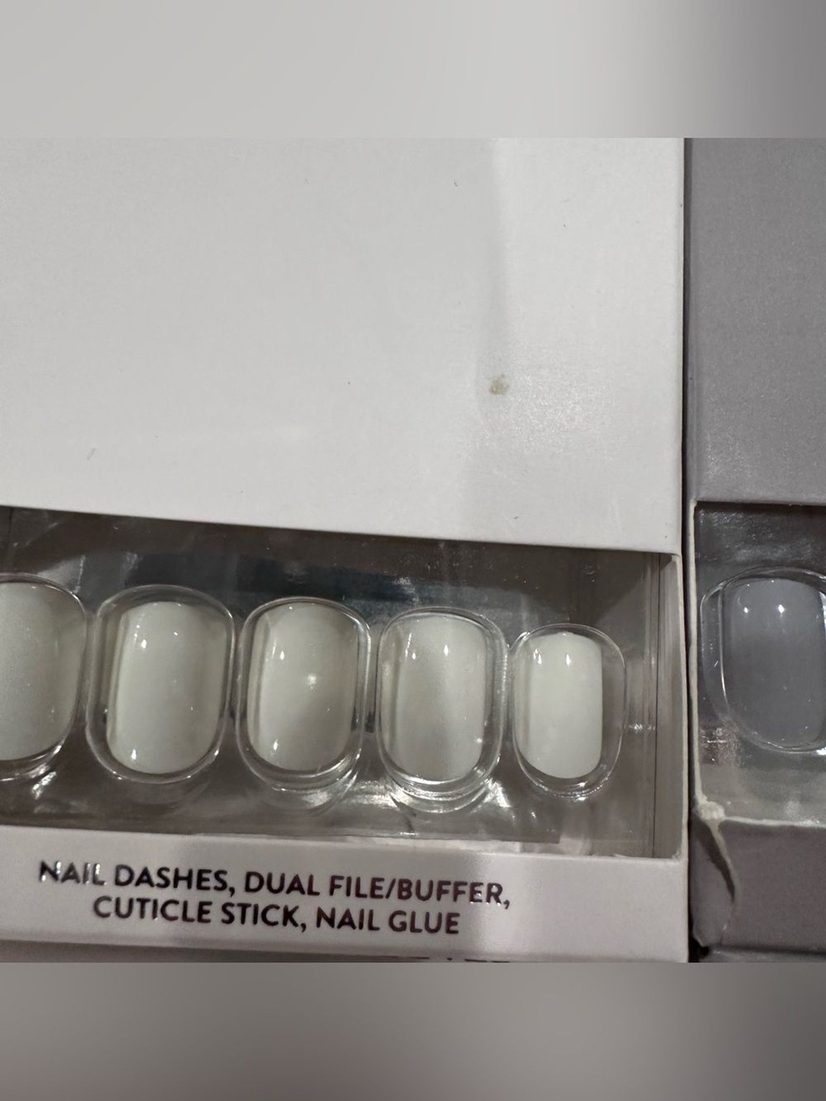 Lot of 4 Red Aspen Nail Dashes Press-On Nails – Neutral Gray & White Sets