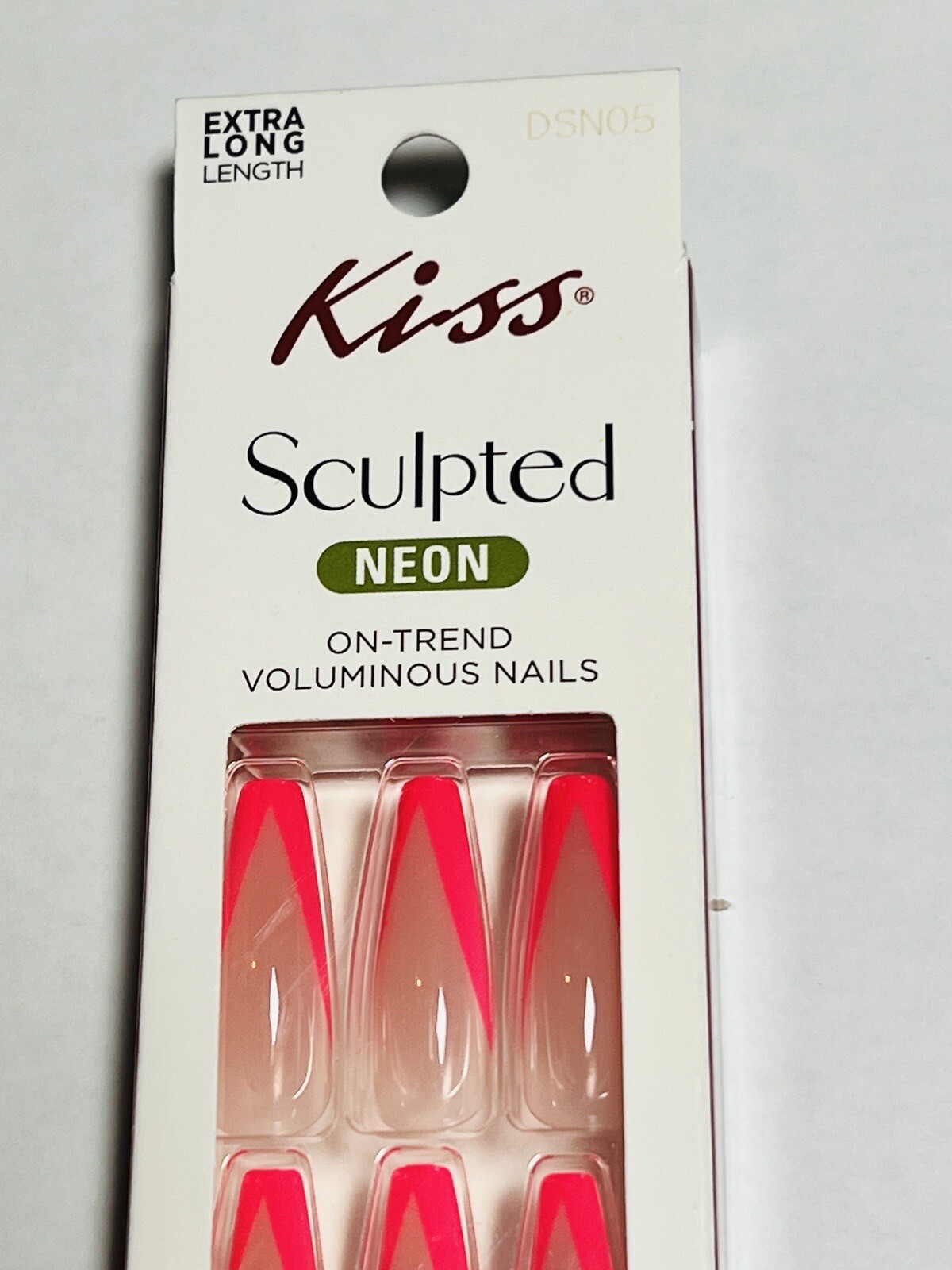 L.A. Colors Nails 24 pieces Sculpted Volume Sculpted Neon Extra Long Pink tips