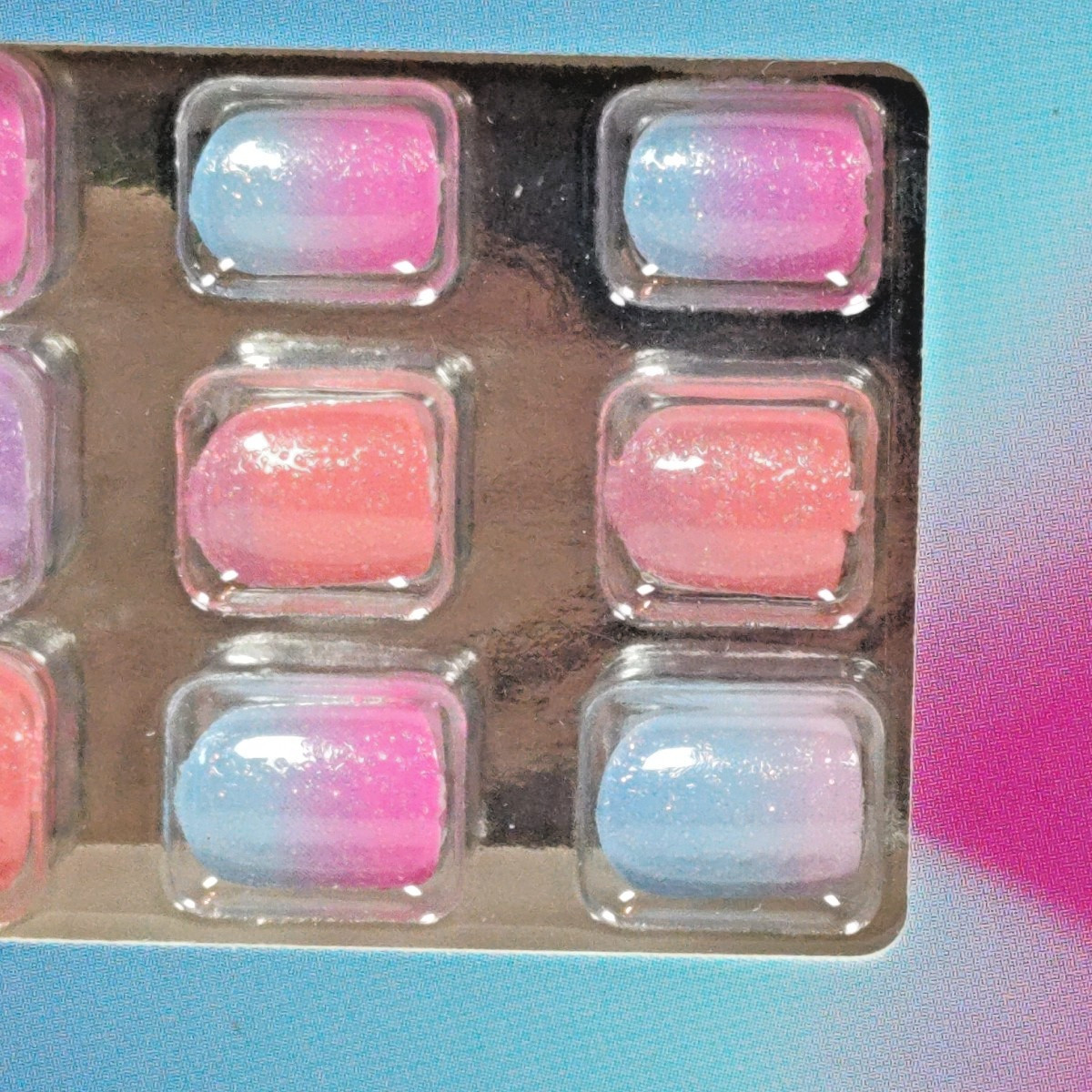 Townley Girl Press-on Nail Art 12 Pieces Pastel Rainbow Colors Pre-Glued Age 3+