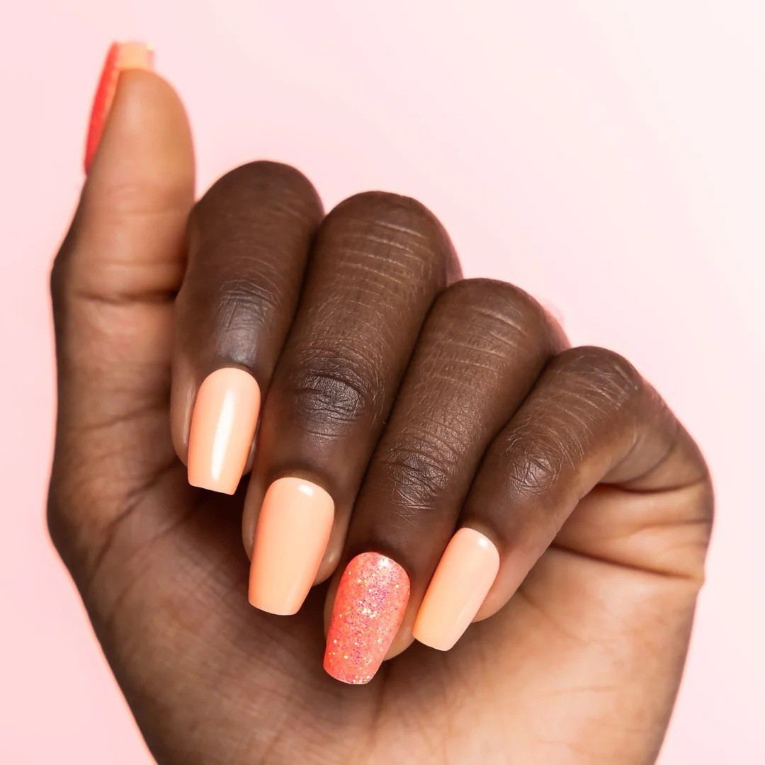 Red Aspen Kailani’s Living Coral Medium Coffin Nails New With Glue