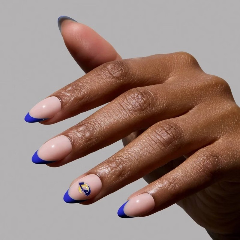 Los Angeles Rams Press-On Nails: Almond Shape, Gloss Finish, 30 Pieces