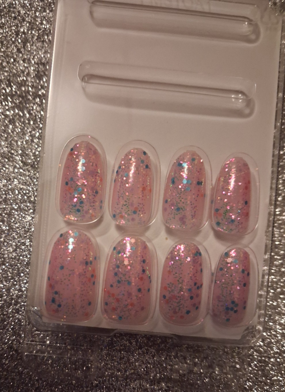 KiSS Dream Dust, Dreamy PINK GLITTER Nails, Confetti, Diamonds, Barbie Pink💖