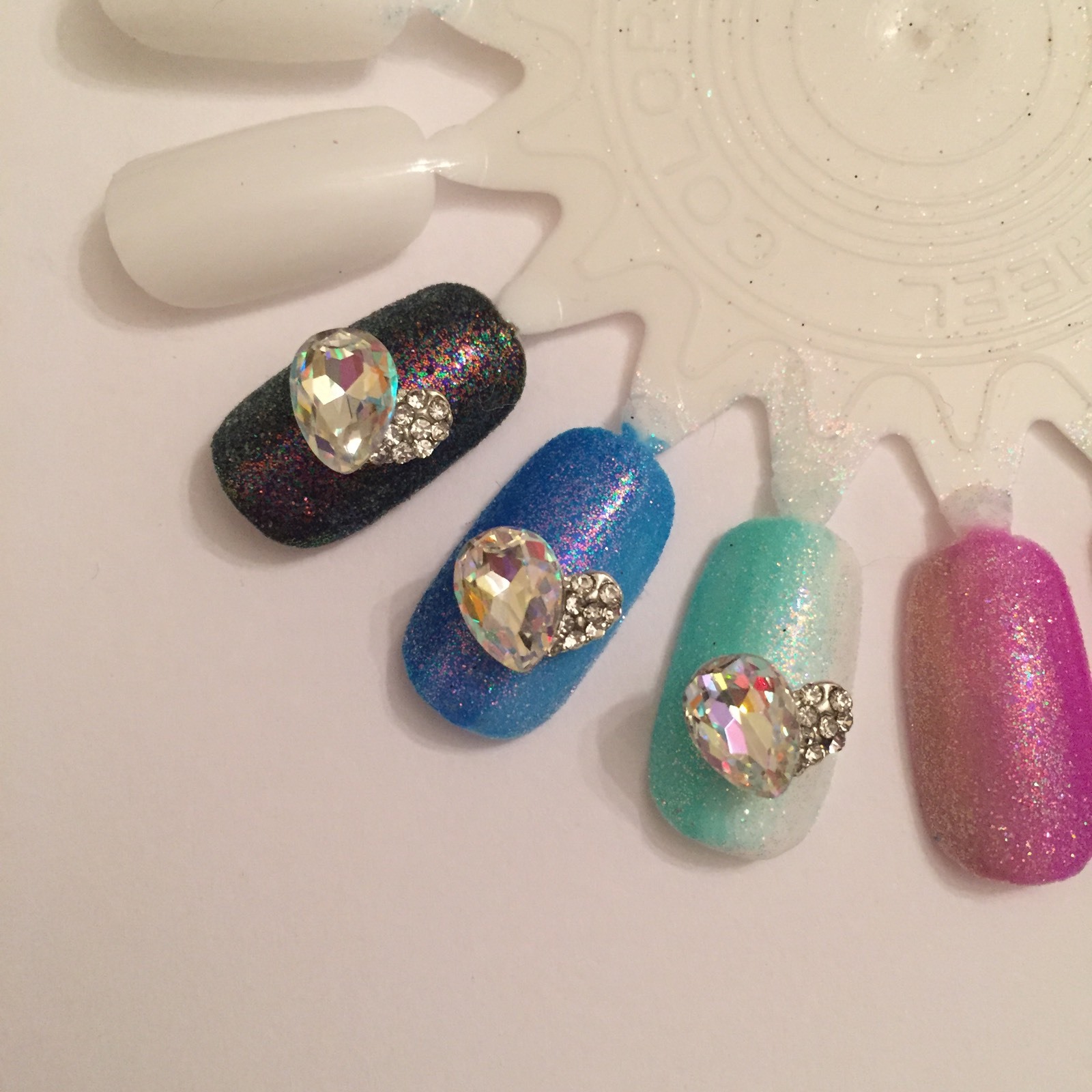 3pcs 3D DIY Nail Art Decoration Alloys Bowtie Jewellery Rhinestone Diamond Heart