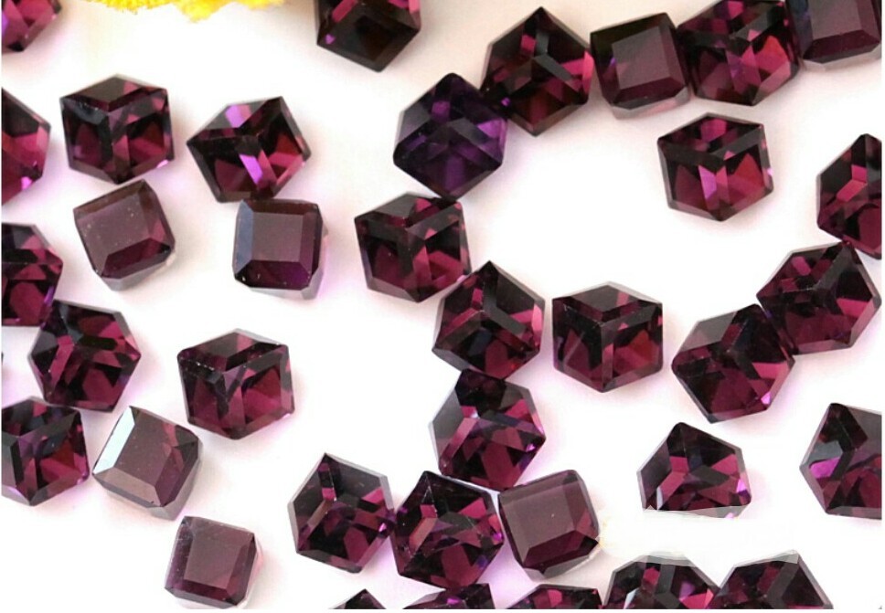 5pcs New 3D Colorful Rhinestone Crystal Cube Nail Art DIY Decorations