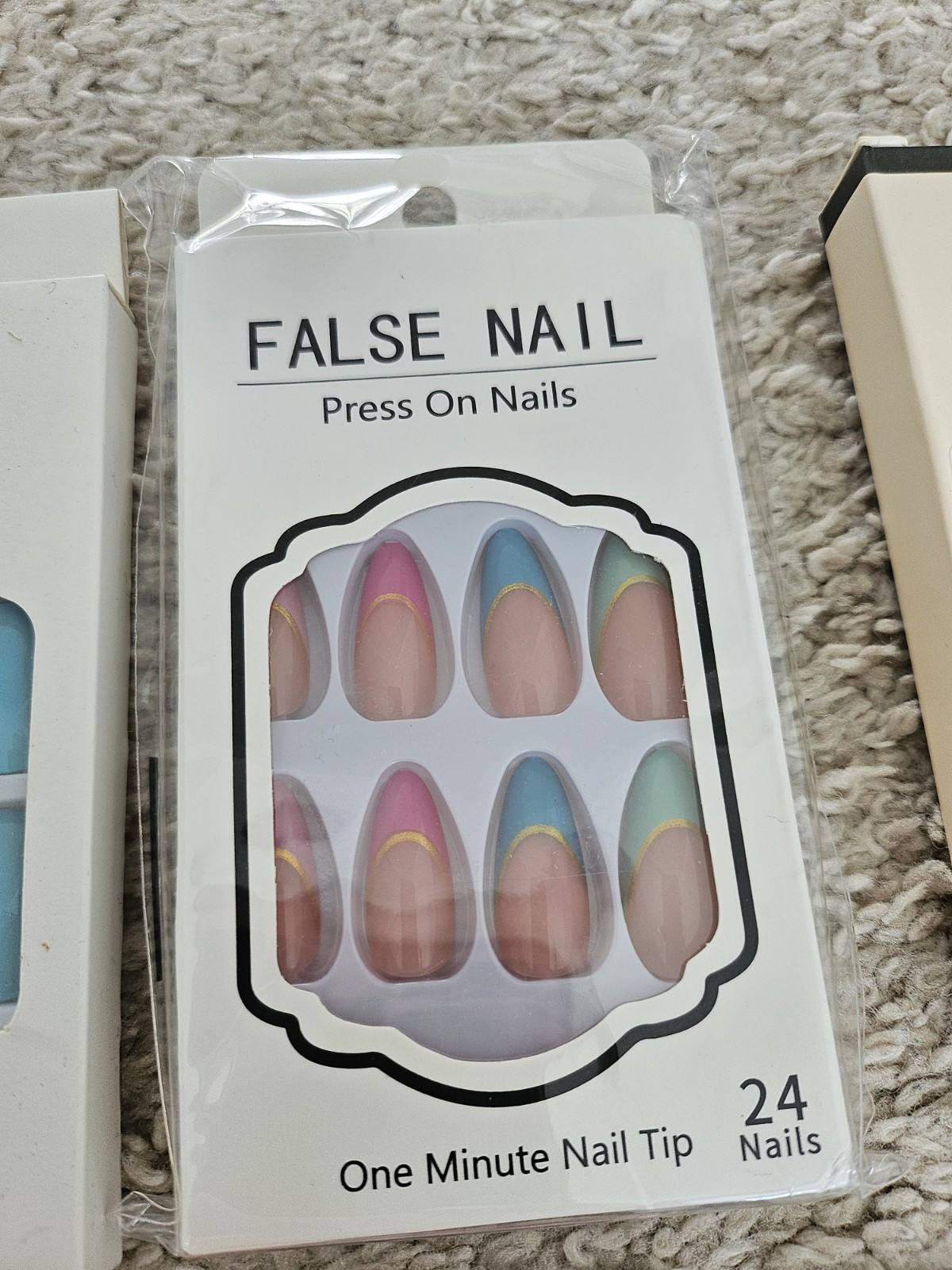 Lot Of 22 False Nail Sets (21 hands, 1 toes)