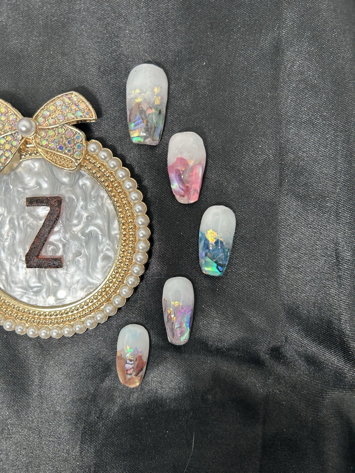 Z NAILZ! Handmade Gorgeous Milky White & Encased Abalone Shell Press On Nails